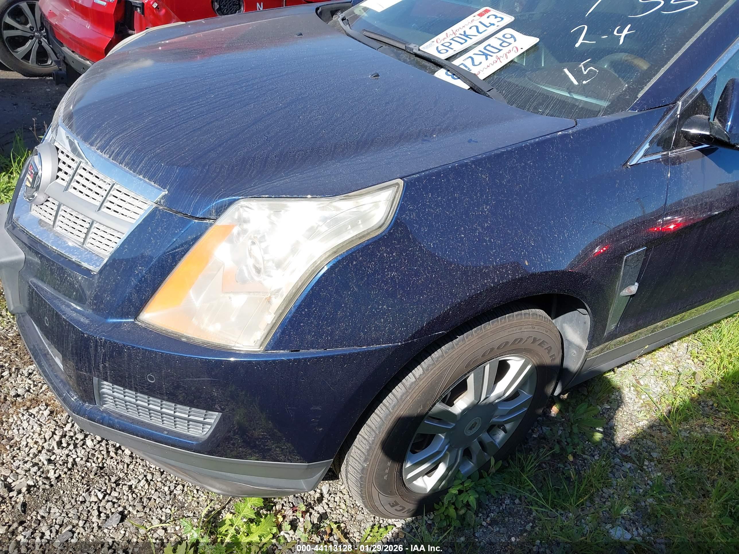 CADILLAC SRX image 2