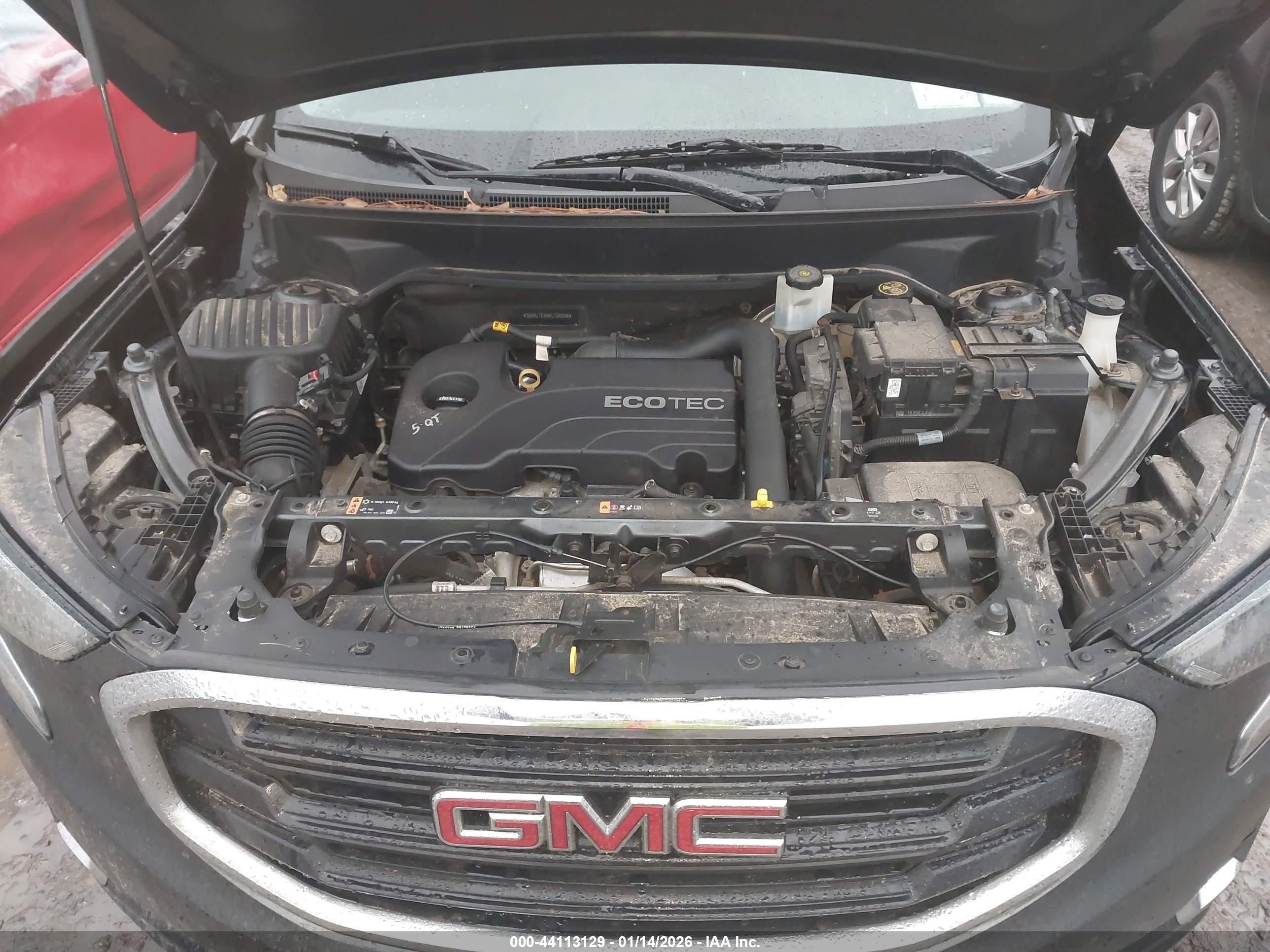 GMC TERRAIN image 10