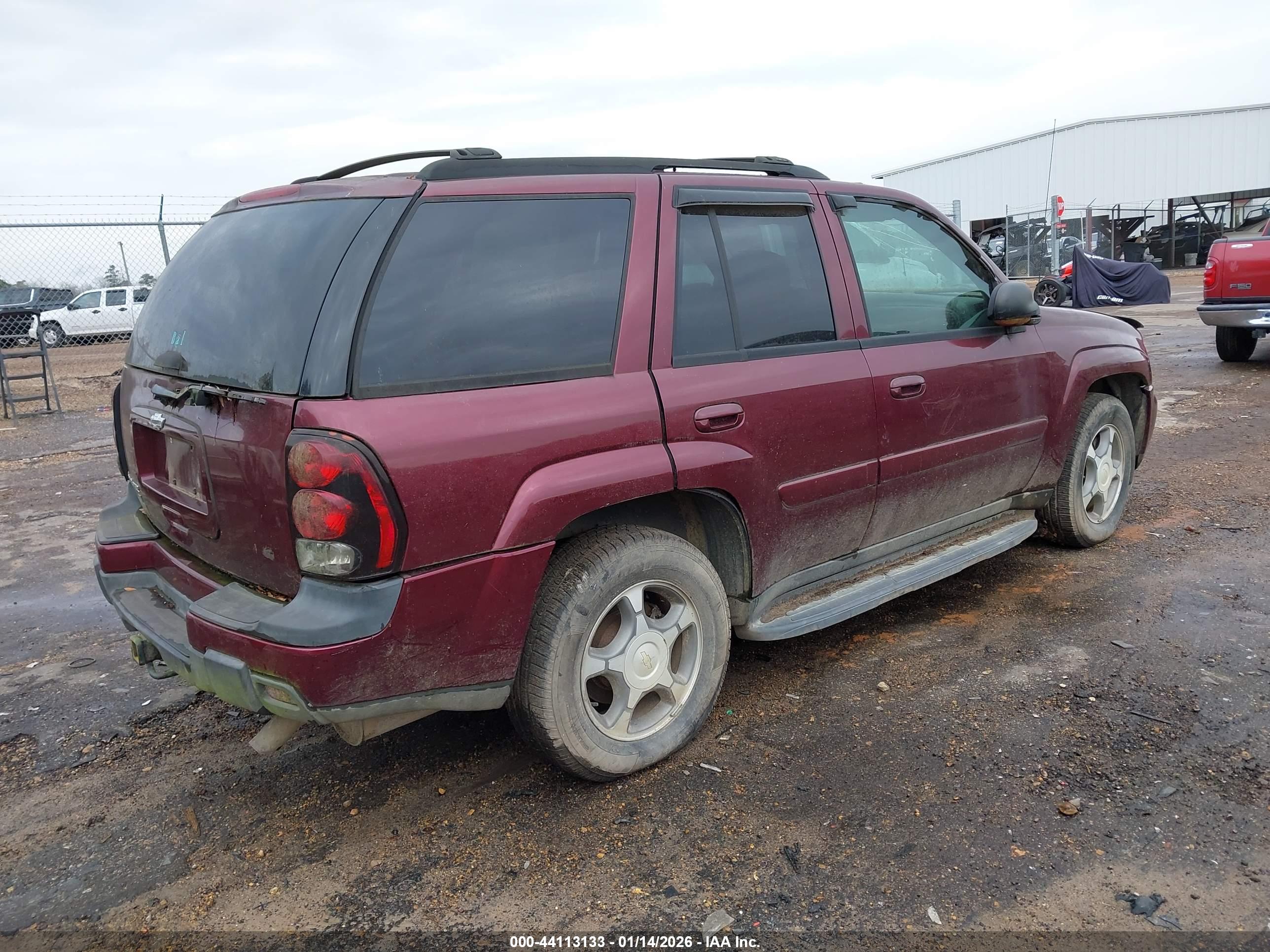 CHEVROLET TRAILBLAZER image 4