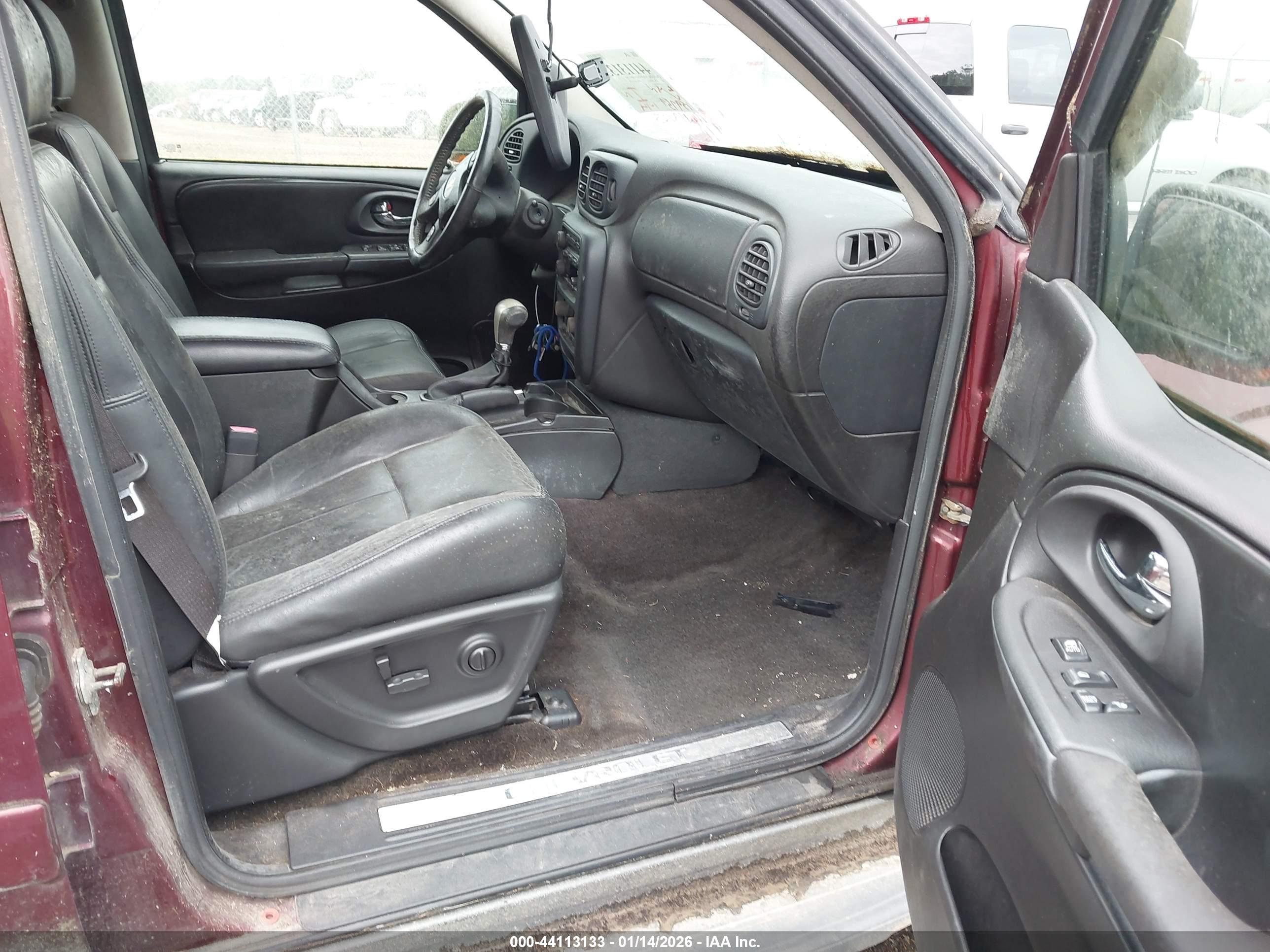 CHEVROLET TRAILBLAZER image 5