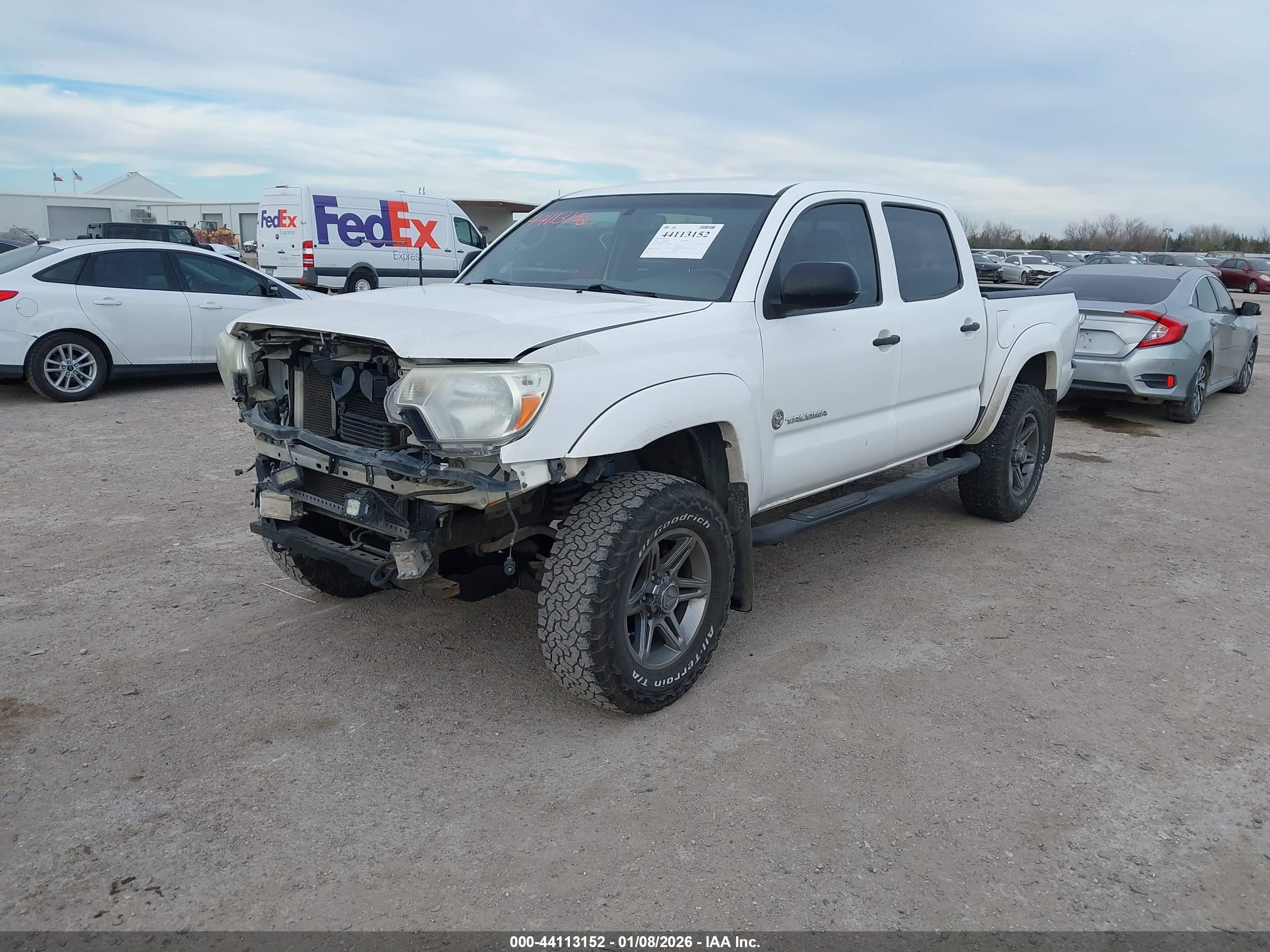 TOYOTA TACOMA image 2