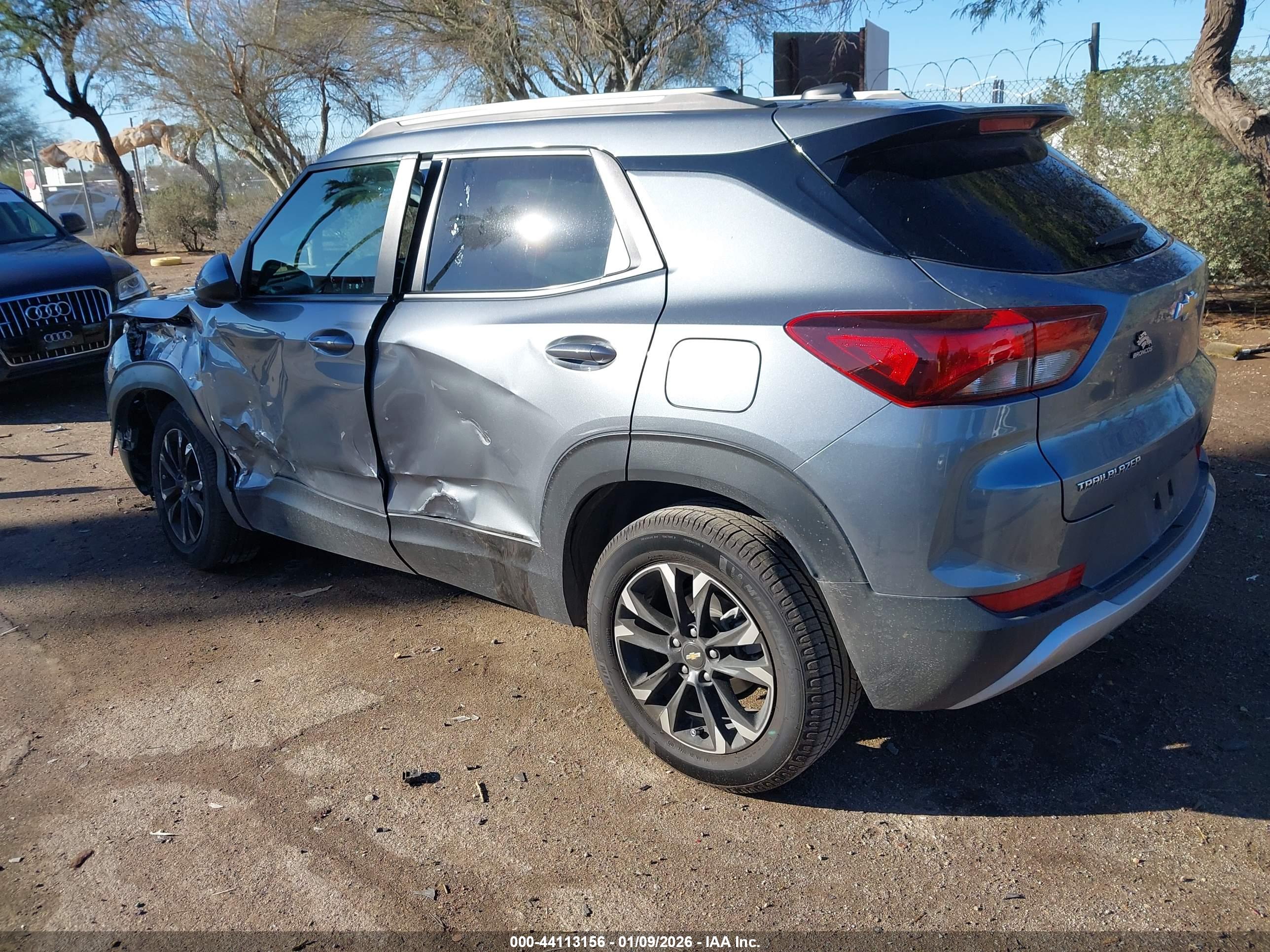 CHEVROLET TRAILBLAZER image 3