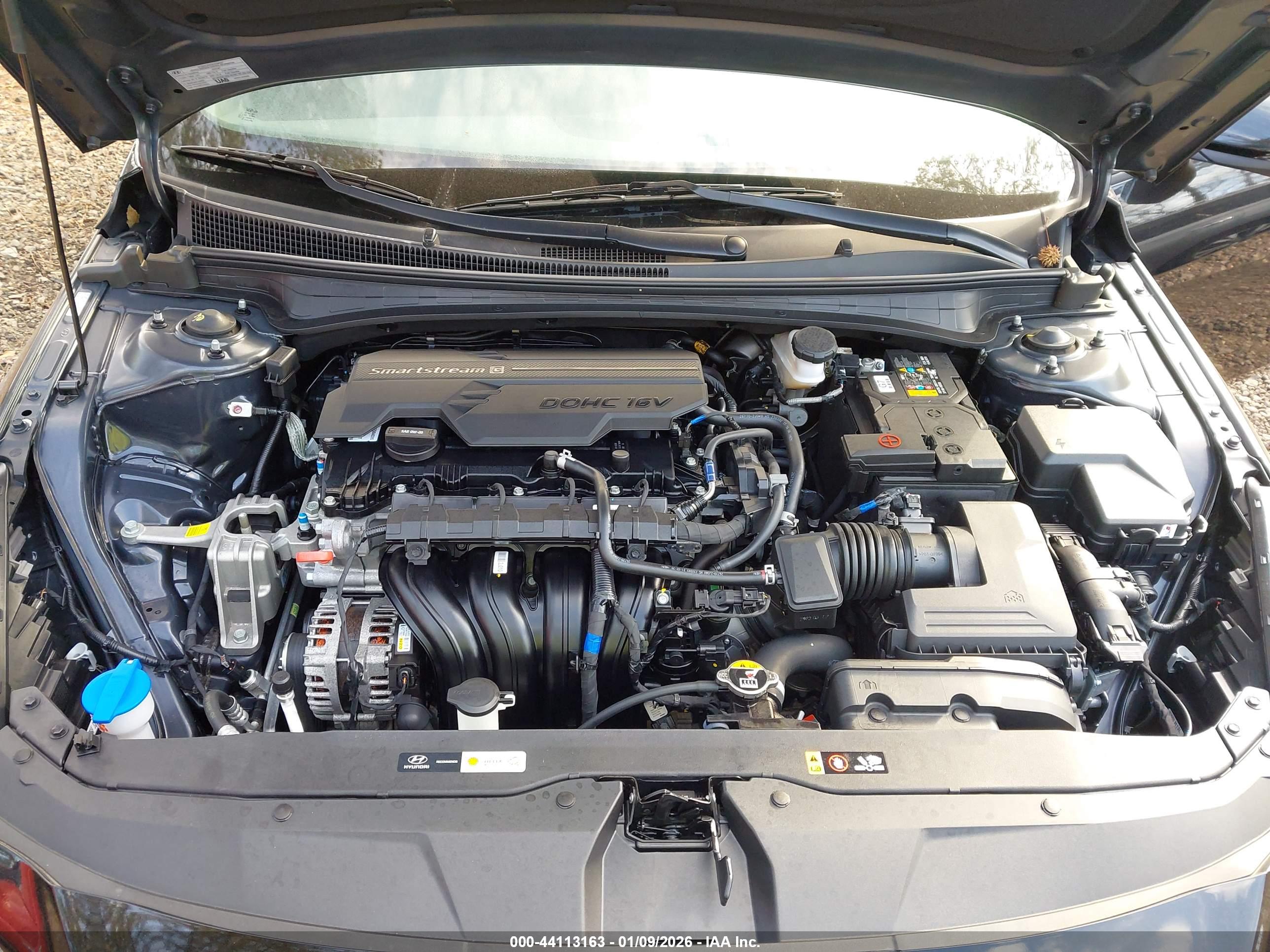 HYUNDAI ELANTRA image 10