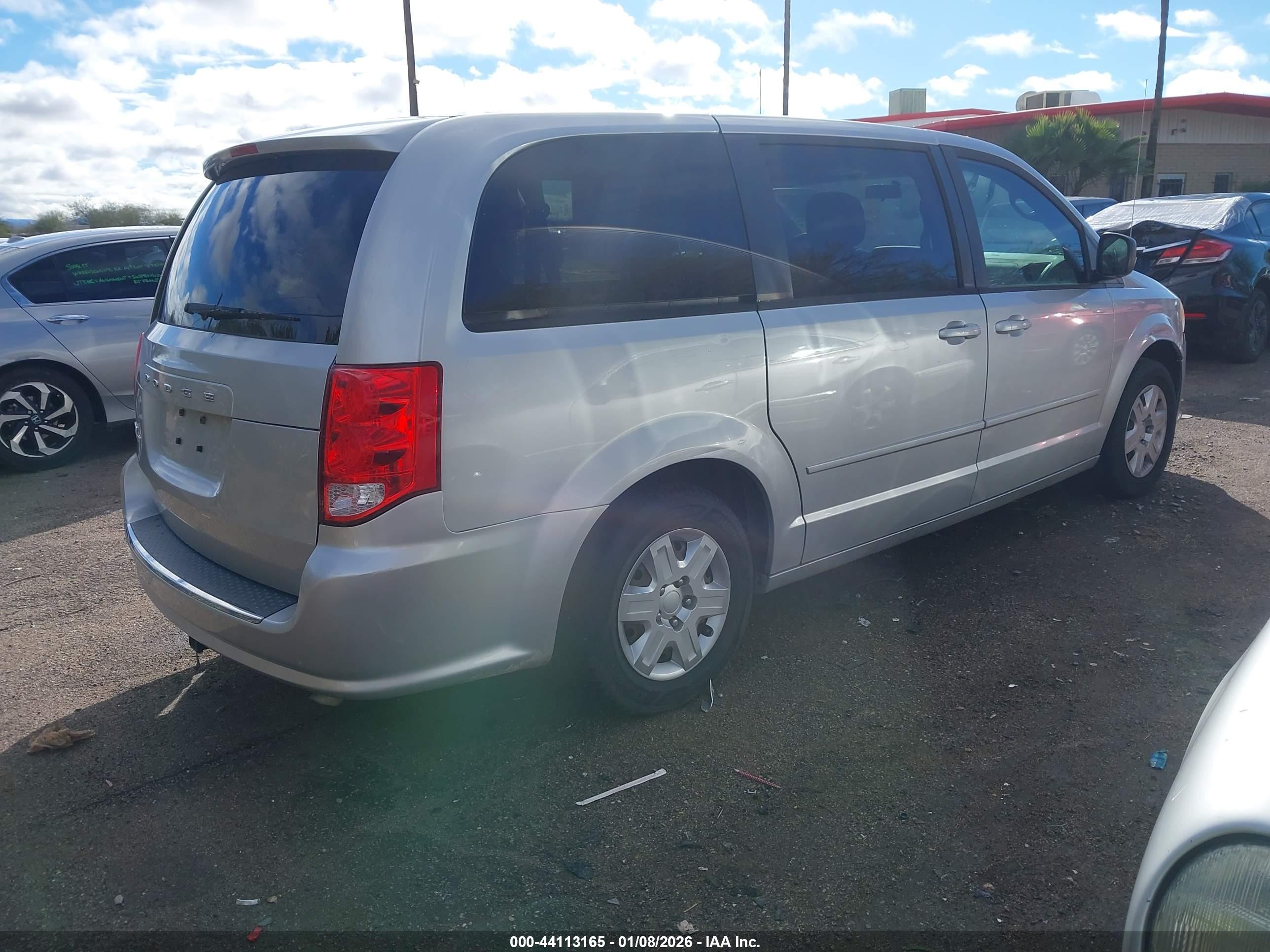 DODGE GRAND image 4