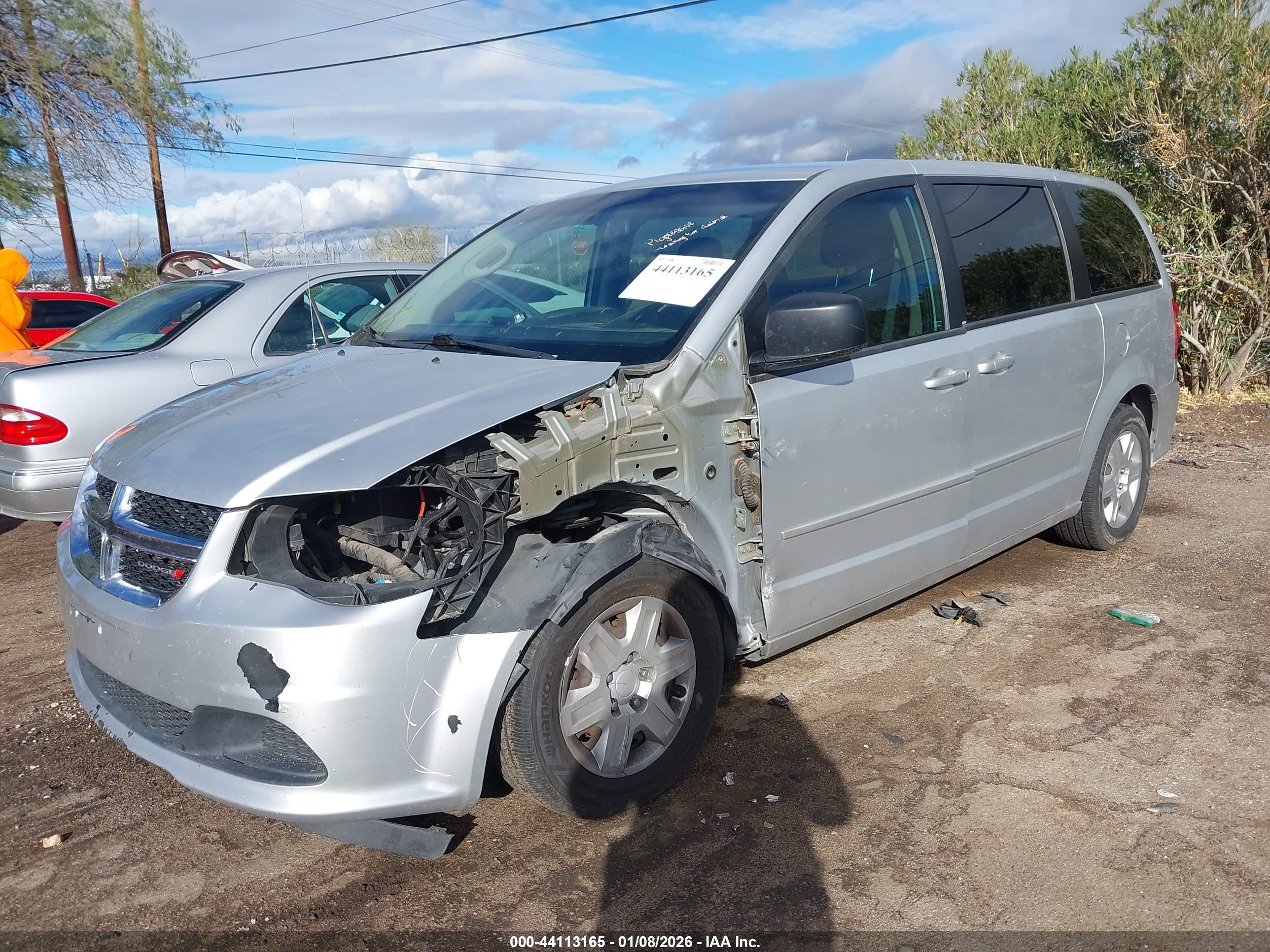 DODGE GRAND image 6