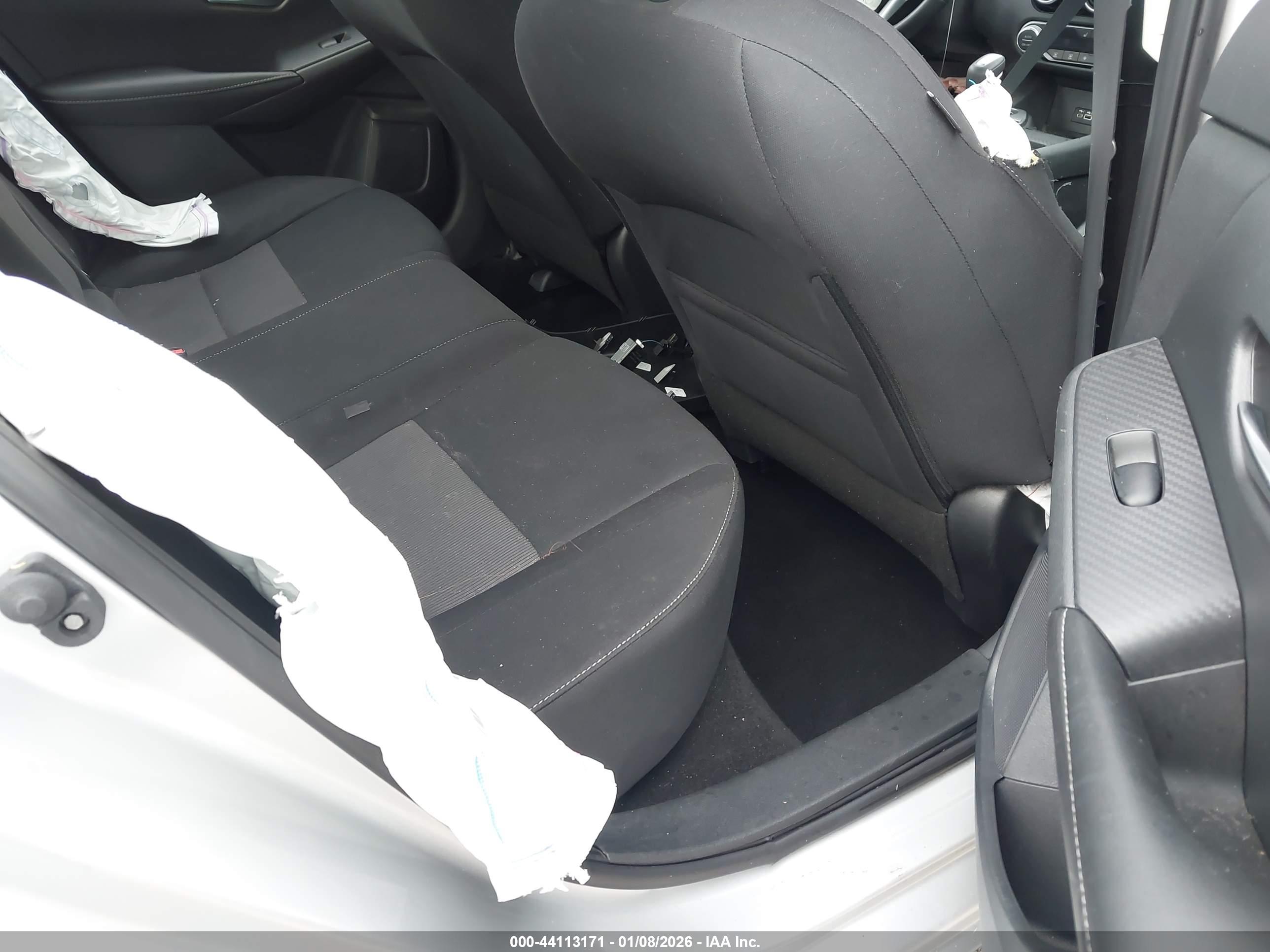 NISSAN SENTRA image 8