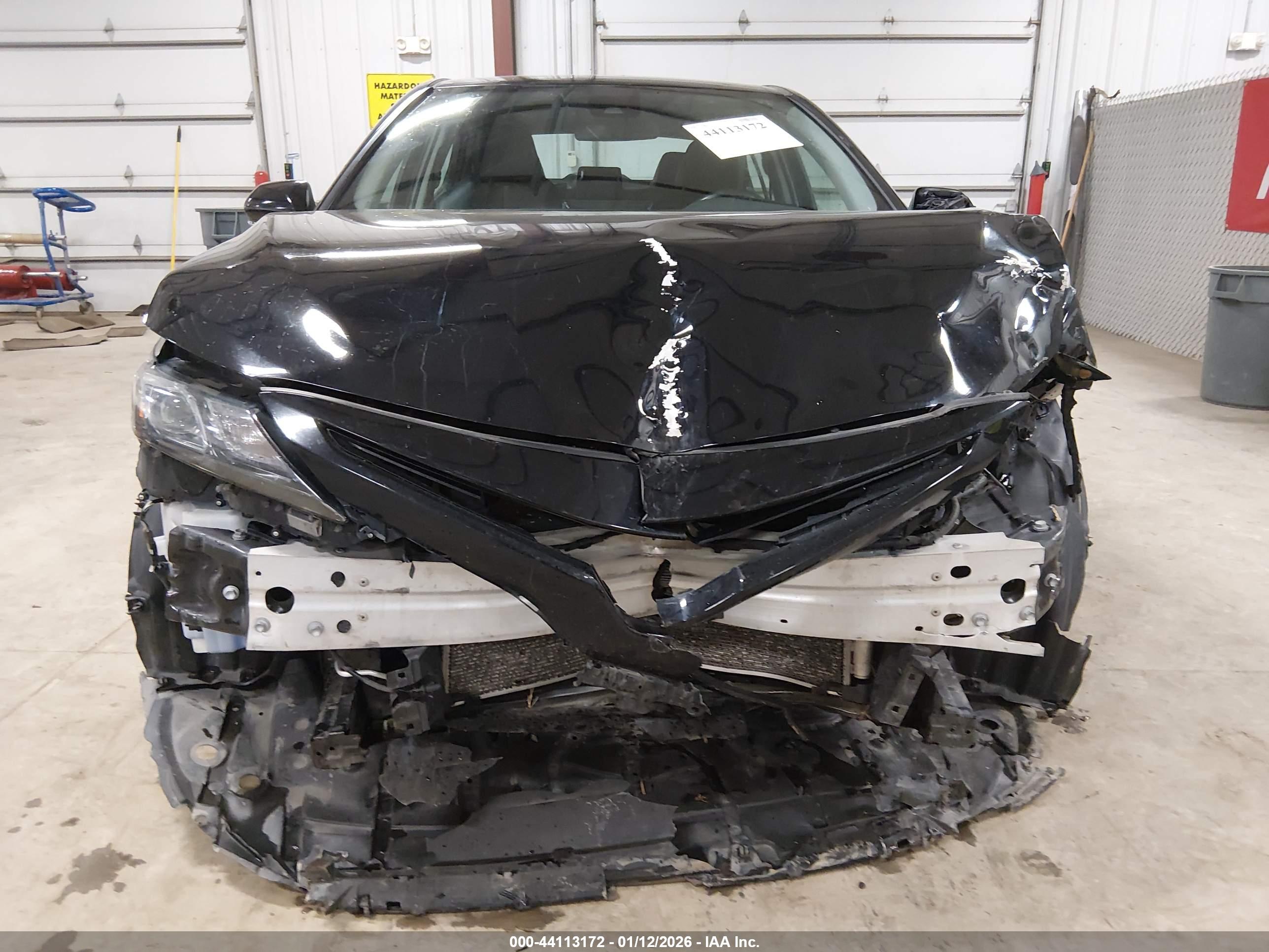 TOYOTA CAMRY image 6