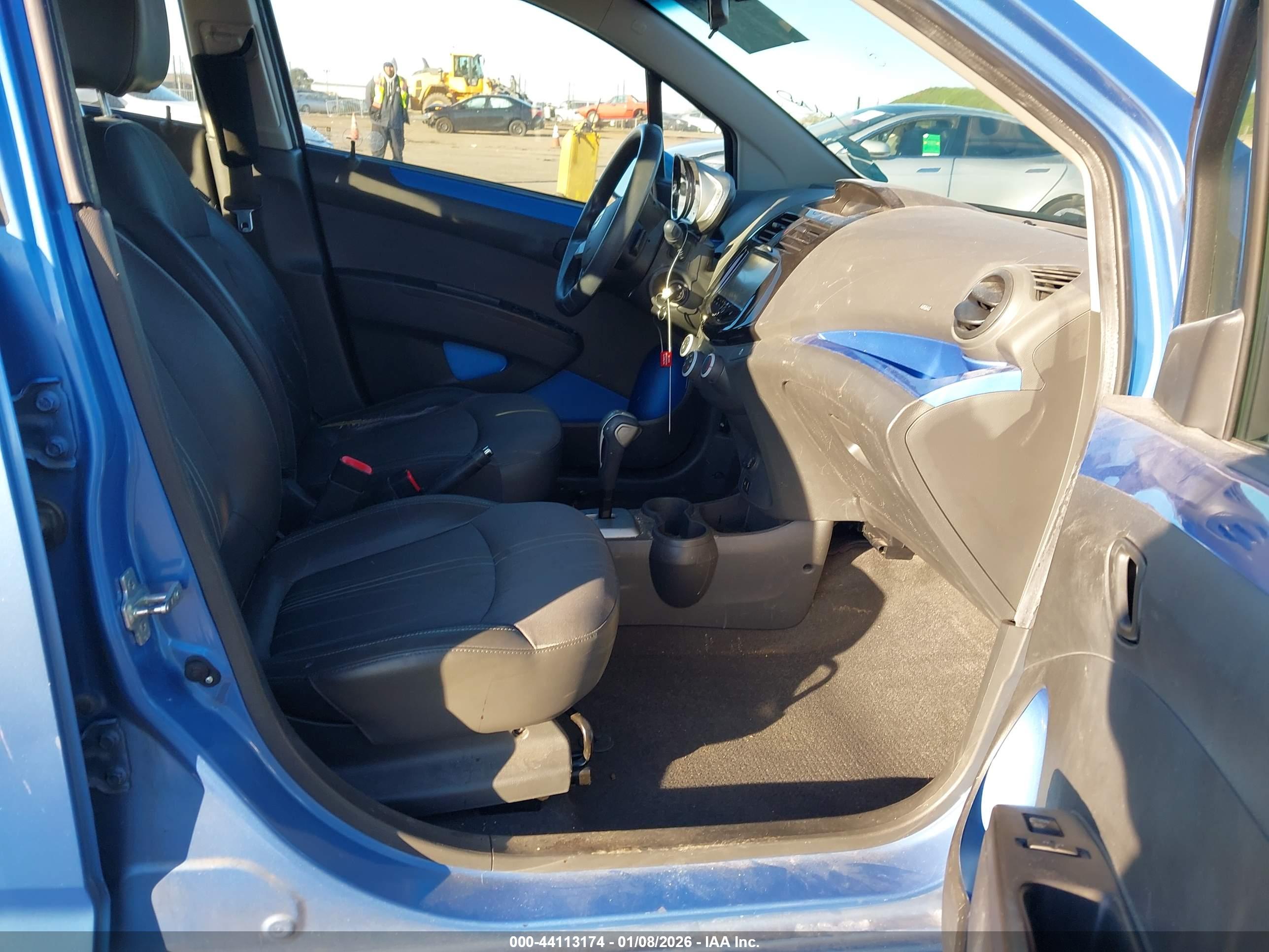 CHEVROLET SPARK image 5