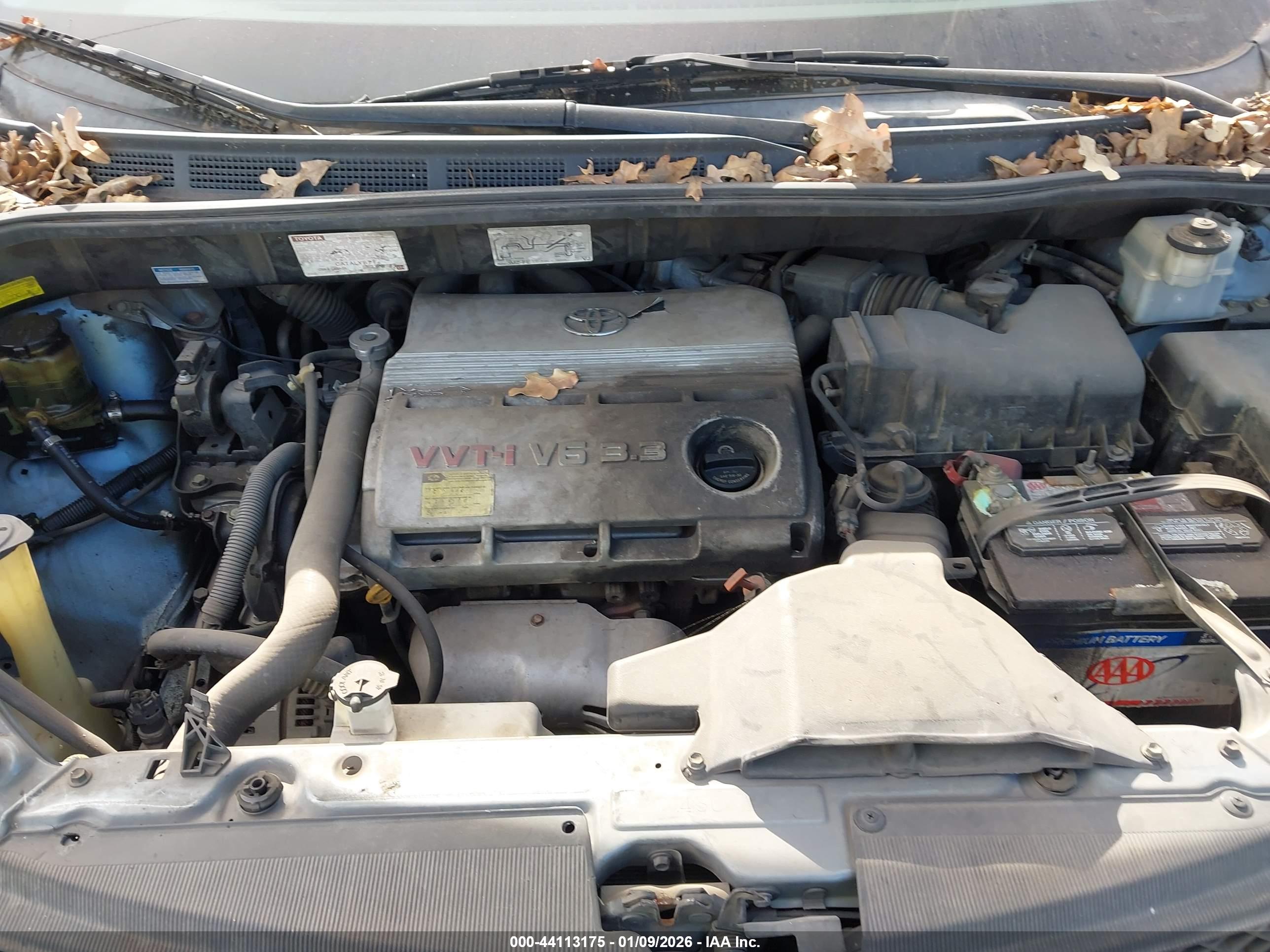 TOYOTA SIENNA image 10