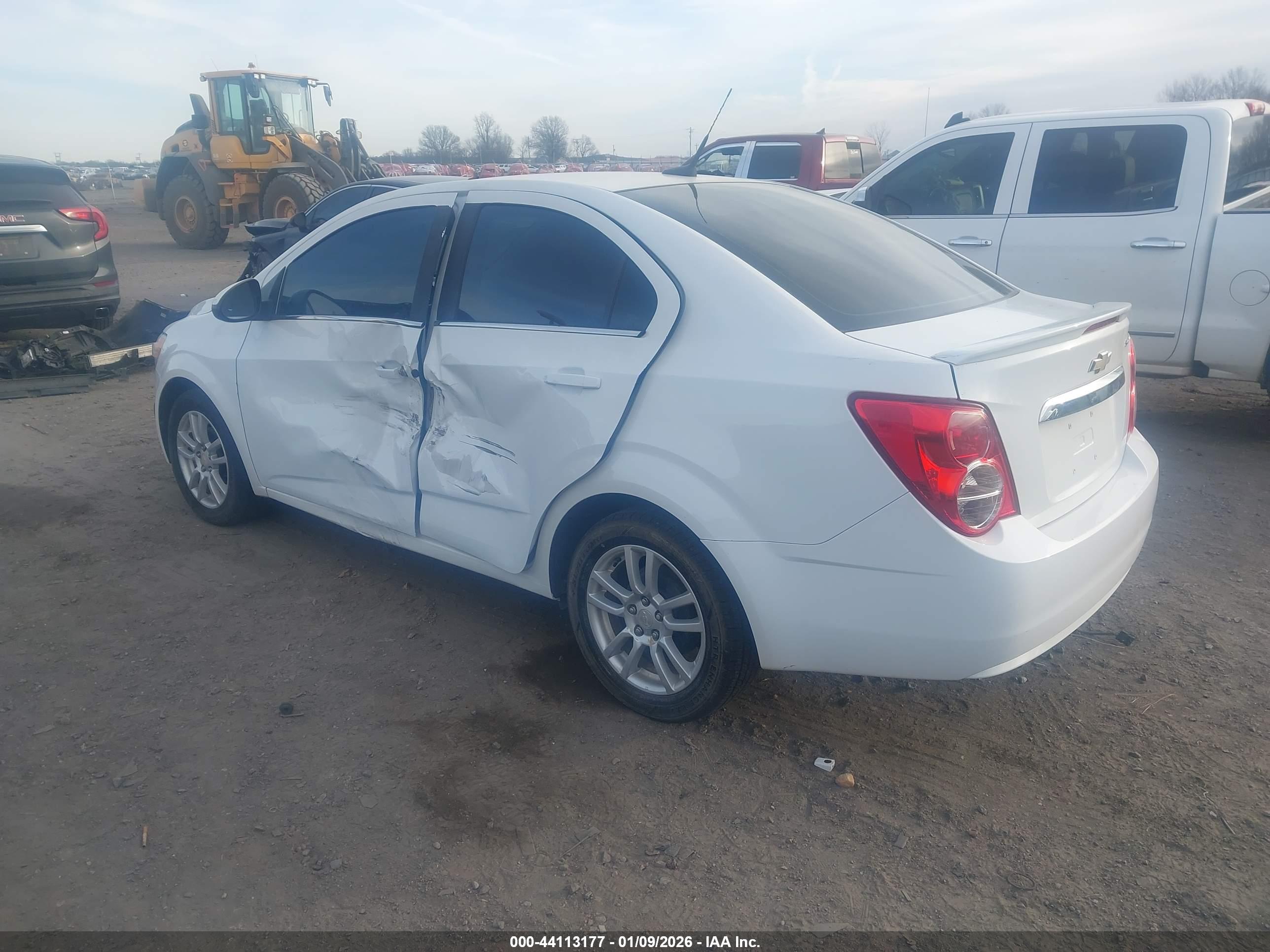 CHEVROLET SONIC image 3