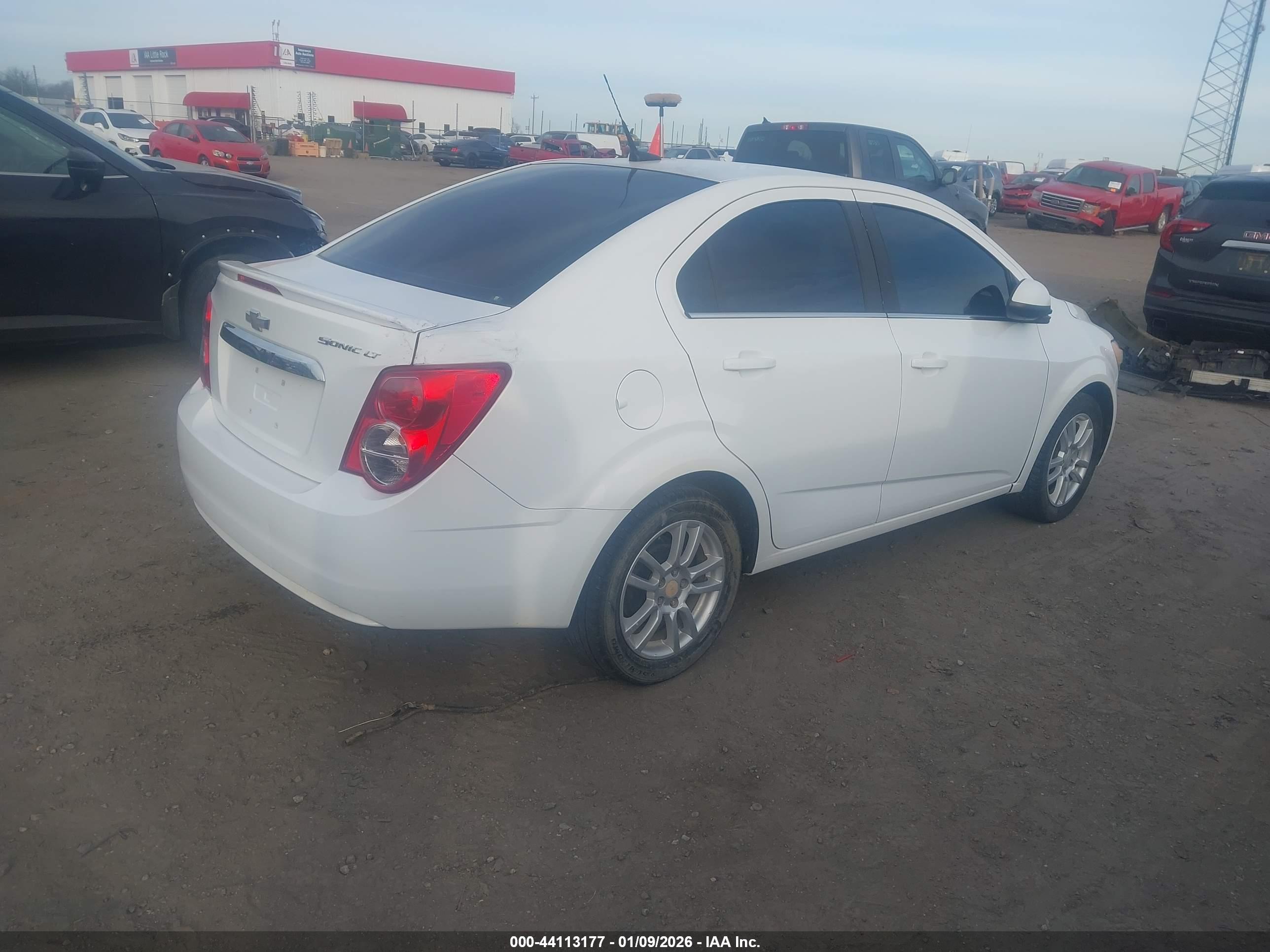 CHEVROLET SONIC image 4