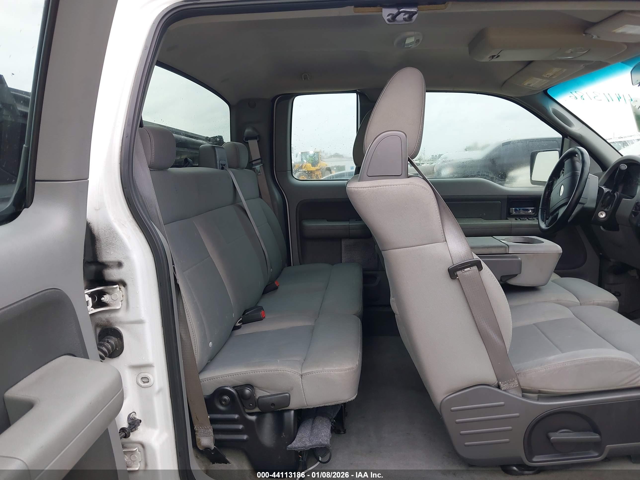FORD F-150 image 8