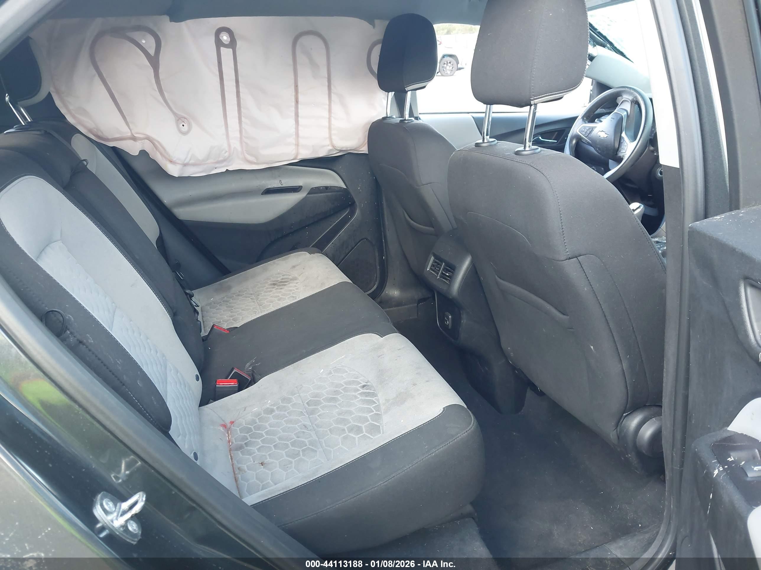 CHEVROLET EQUINOX image 8