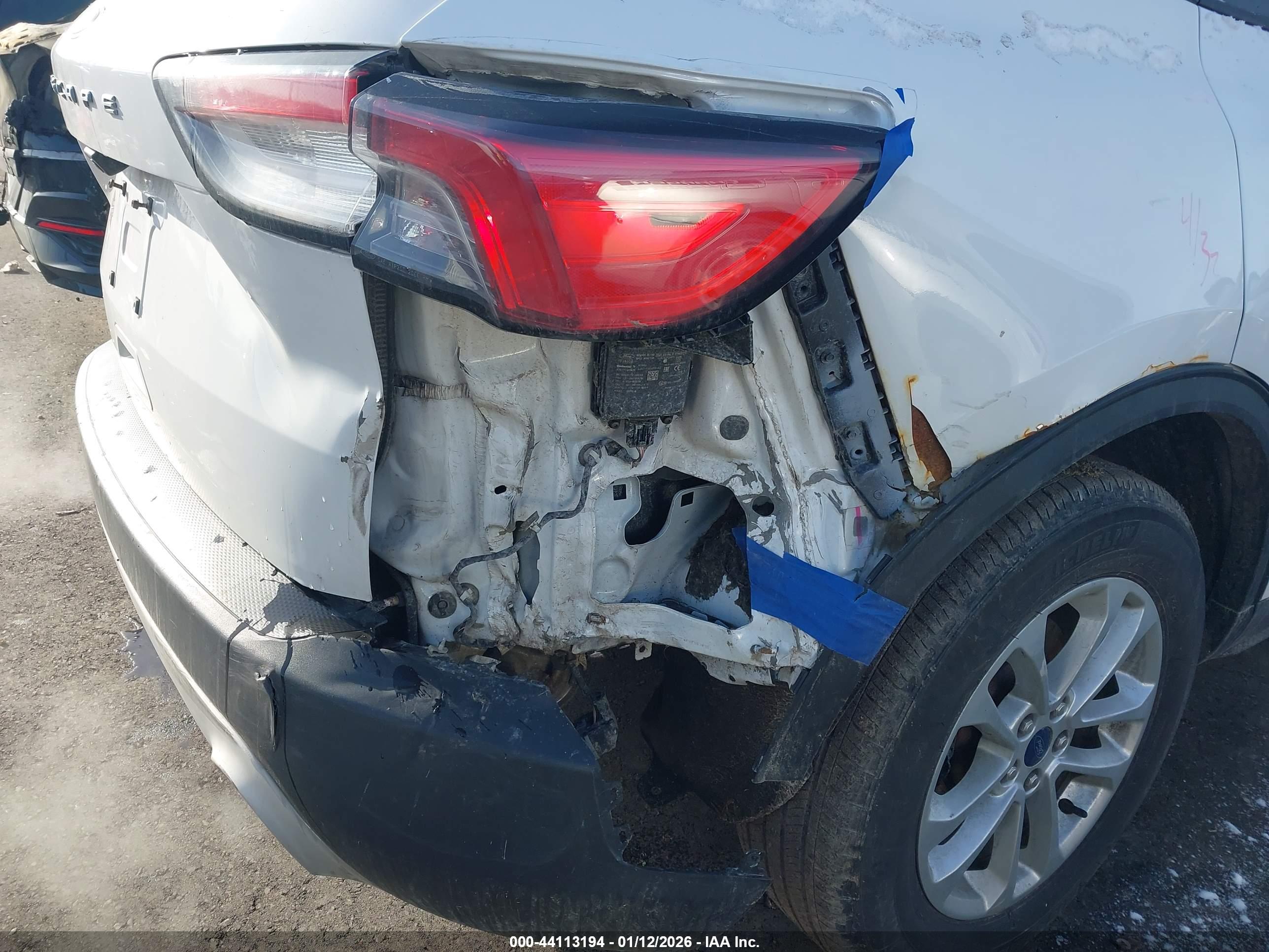 FORD ESCAPE image 6