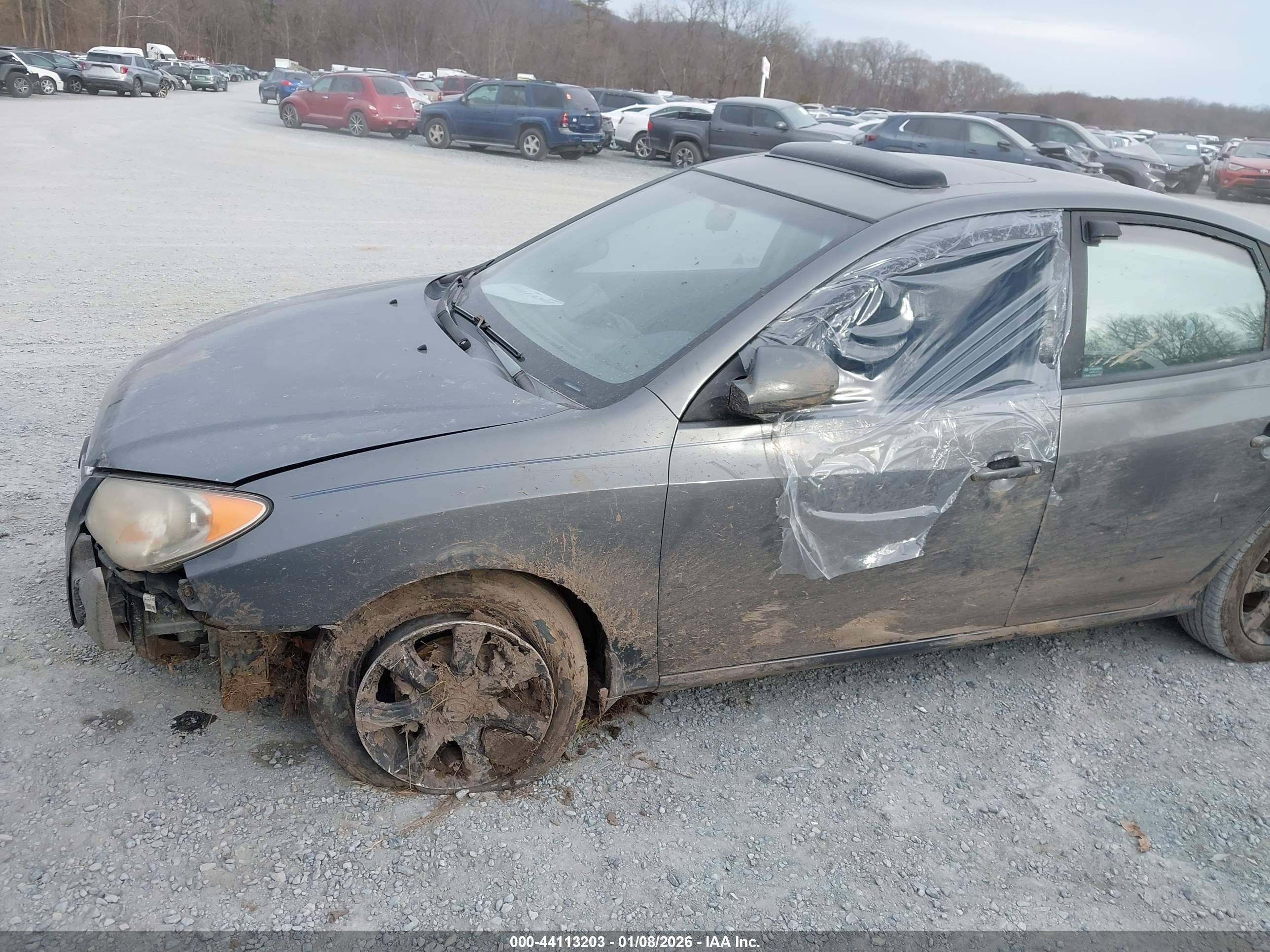 HYUNDAI ELANTRA image 6