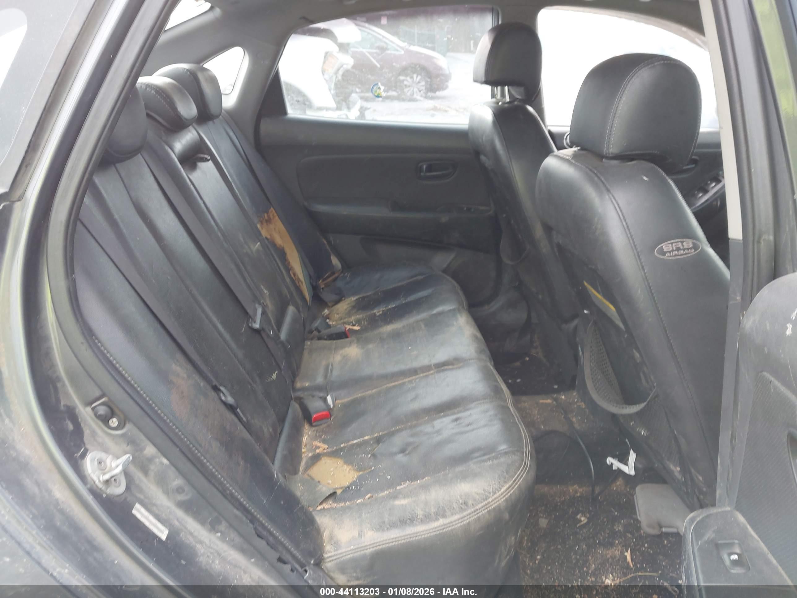 HYUNDAI ELANTRA image 8