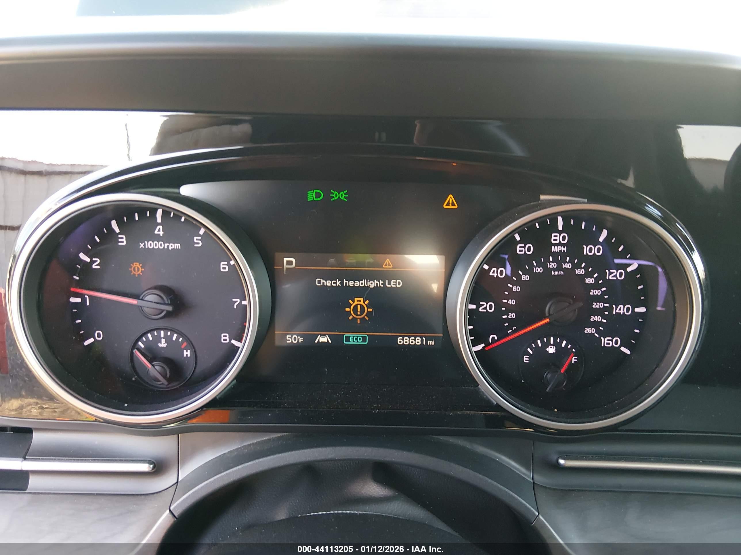 KIA CARNIVAL image 7