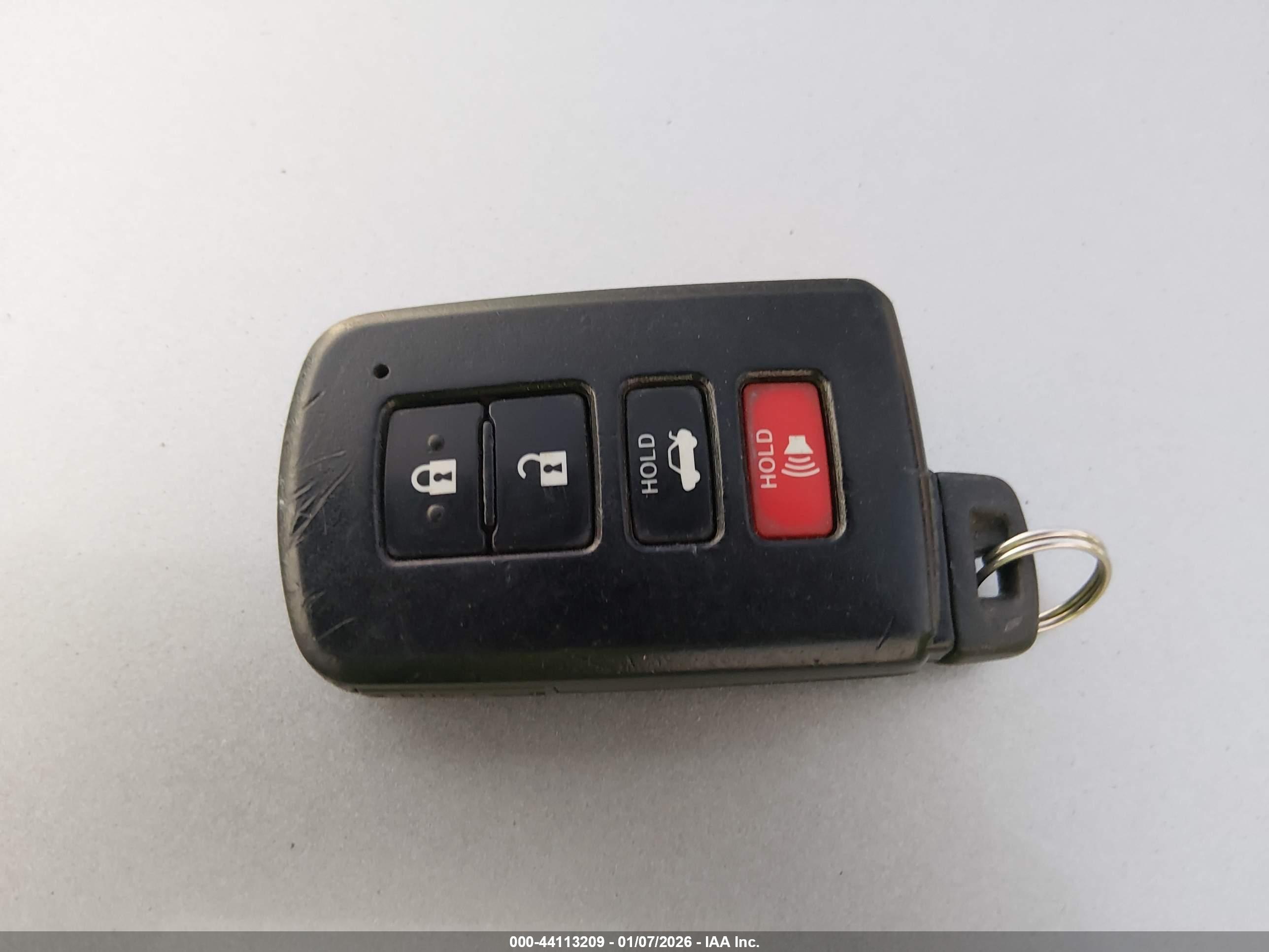 TOYOTA CAMRY image 11