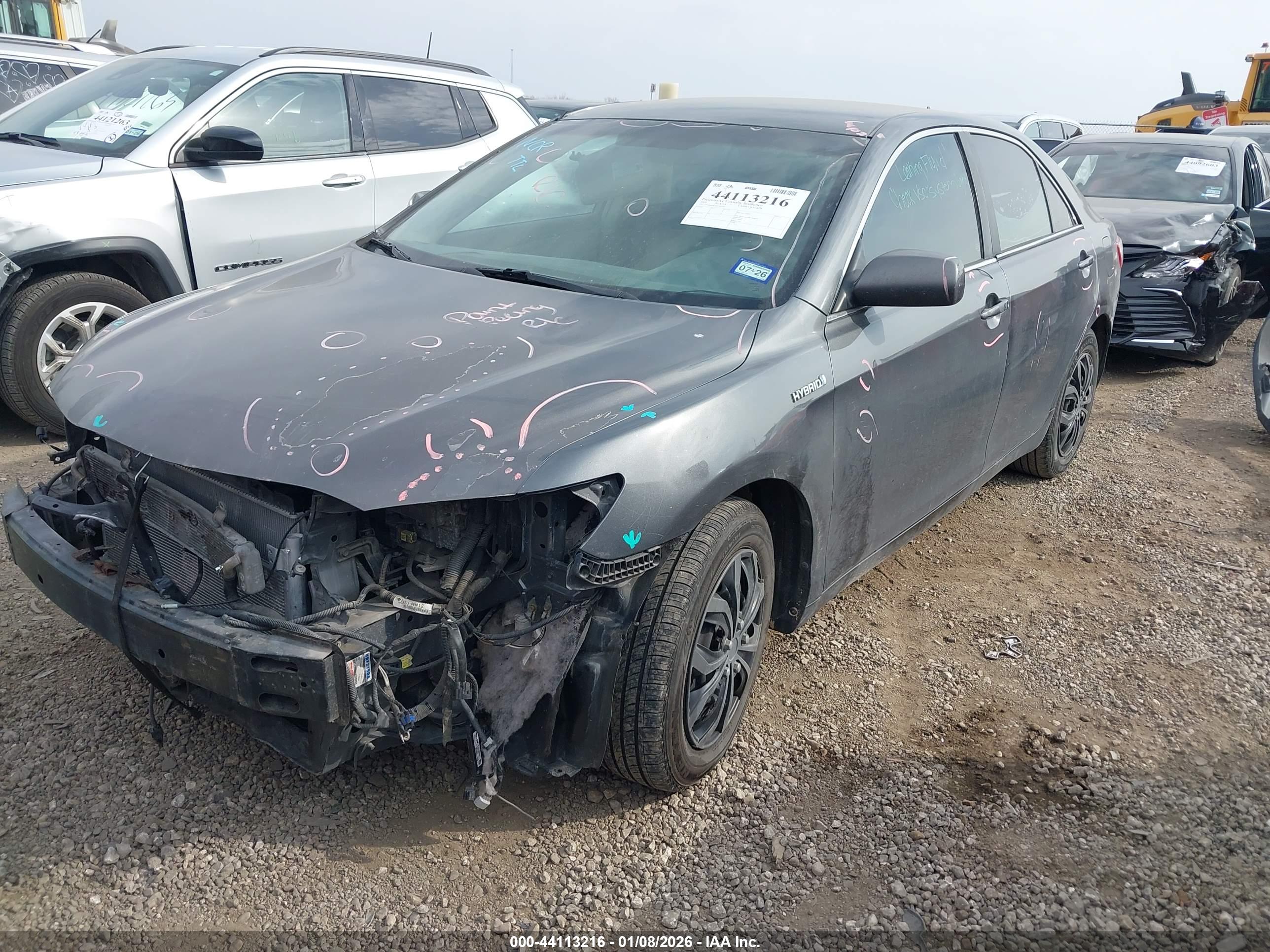TOYOTA CAMRY image 2