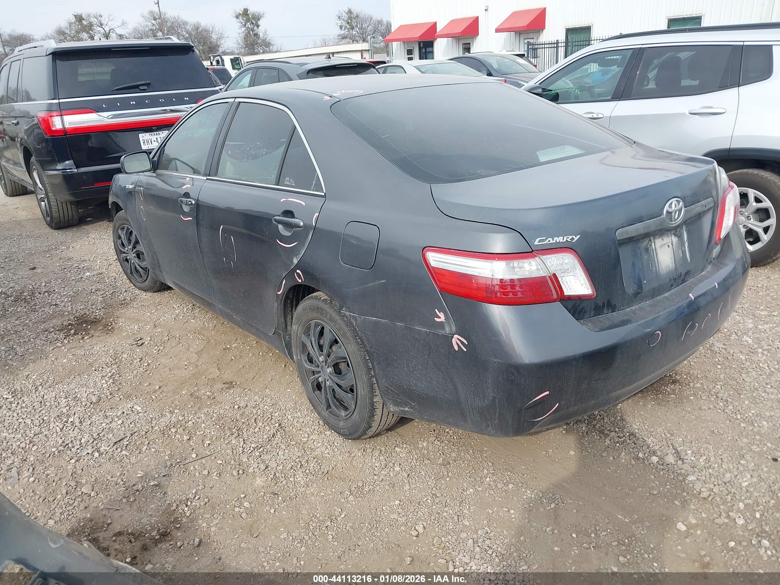 TOYOTA CAMRY image 3