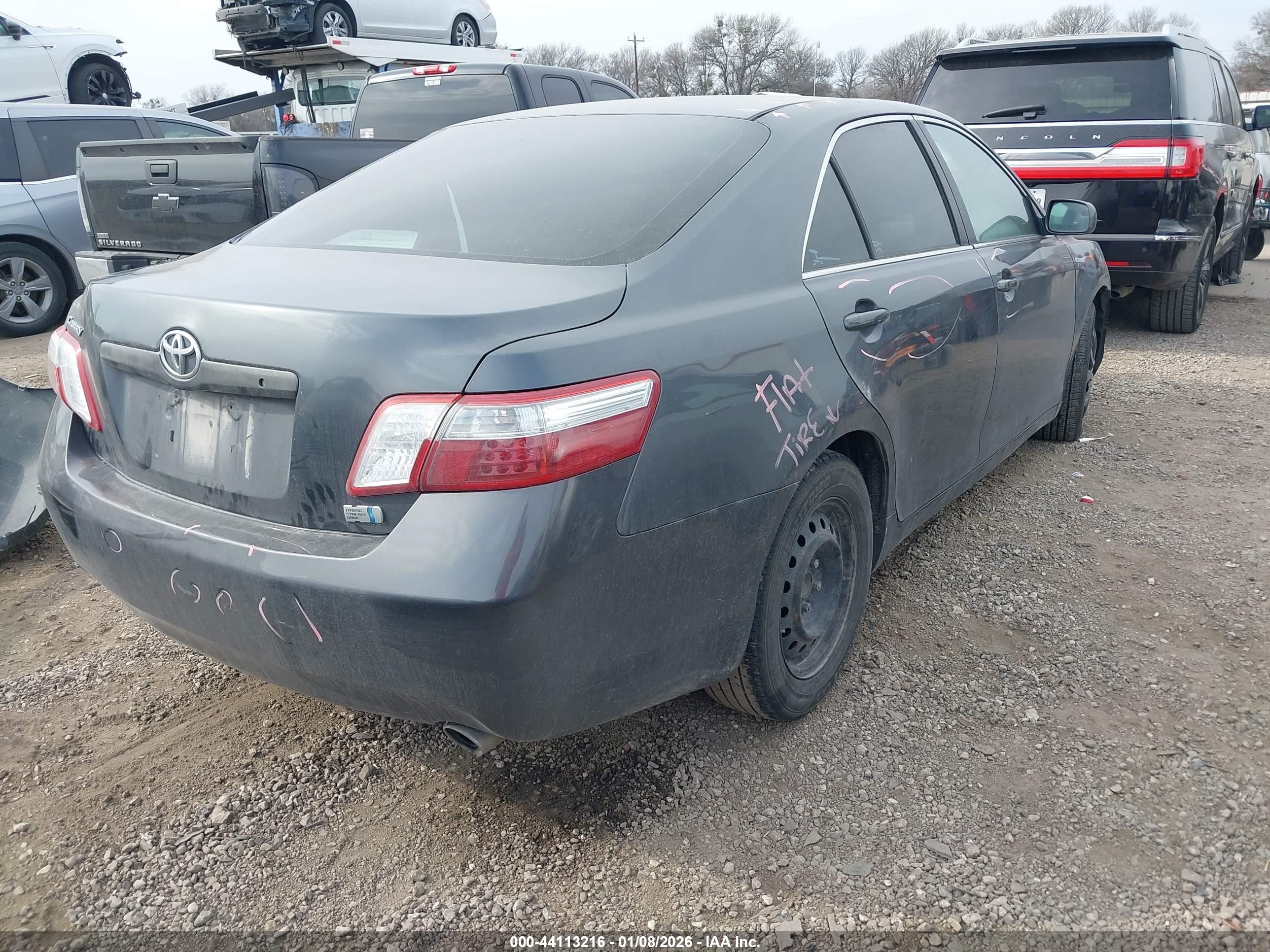 TOYOTA CAMRY image 4