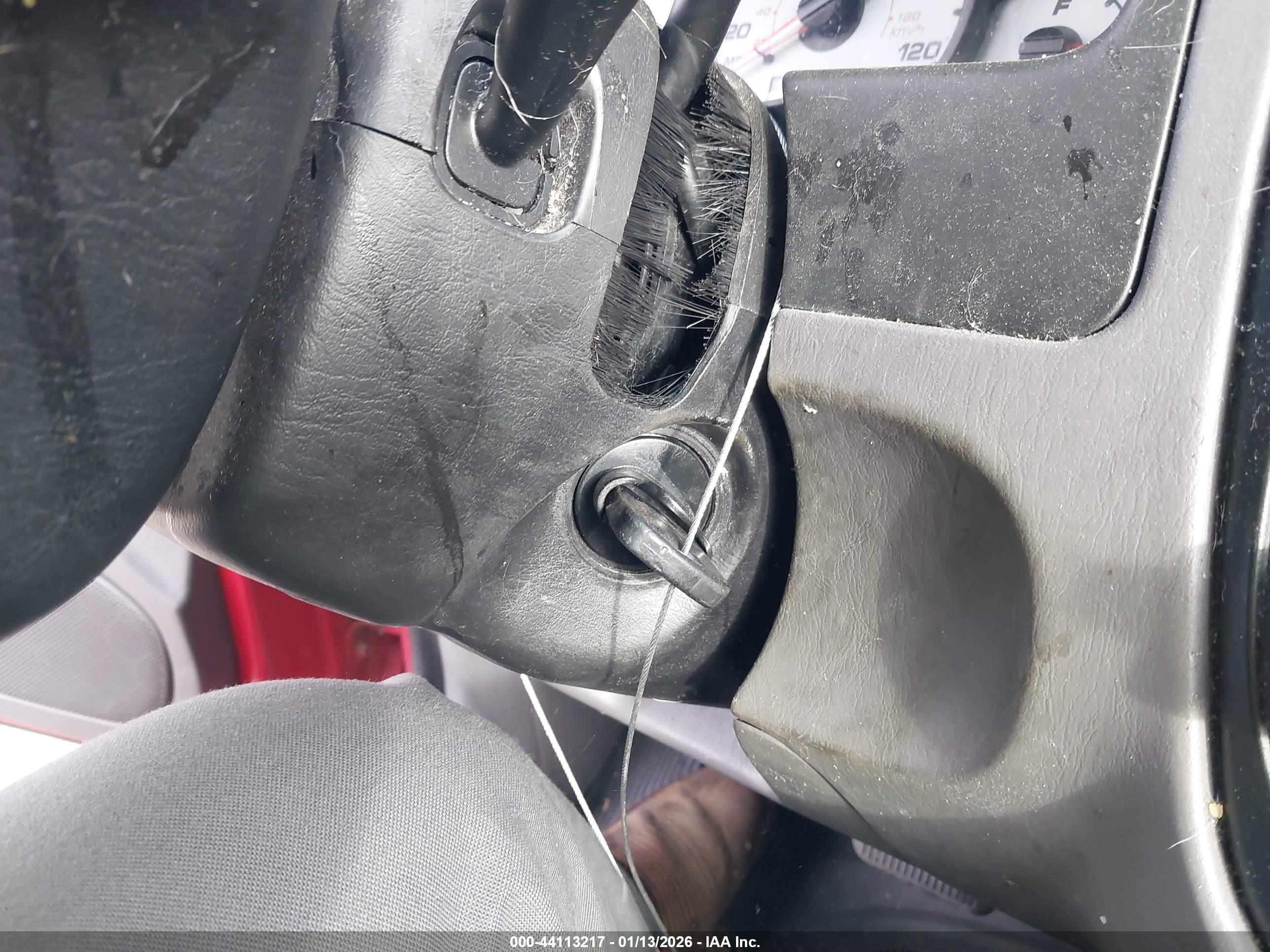 FORD ESCAPE image 11