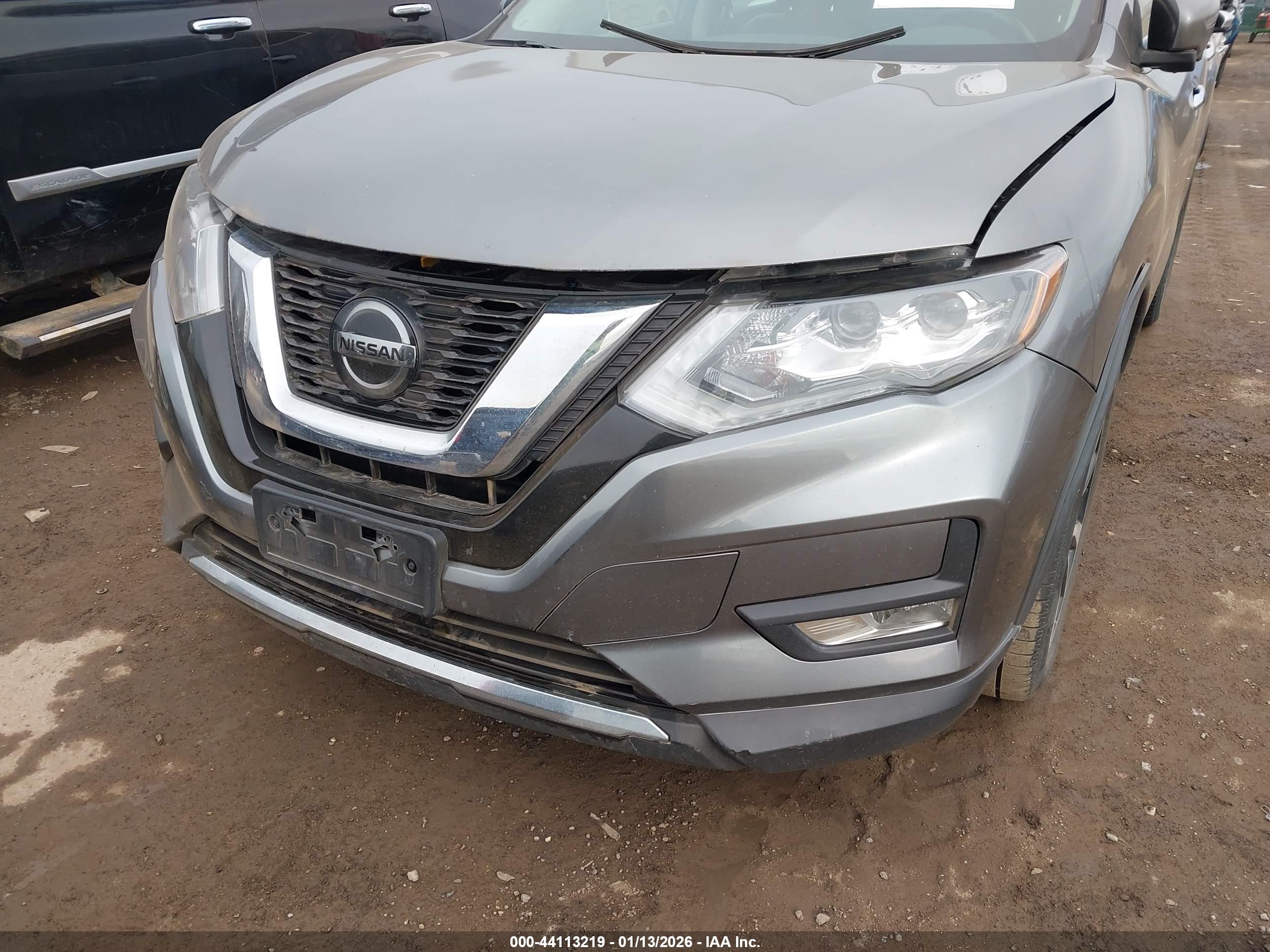 NISSAN ROGUE image 6