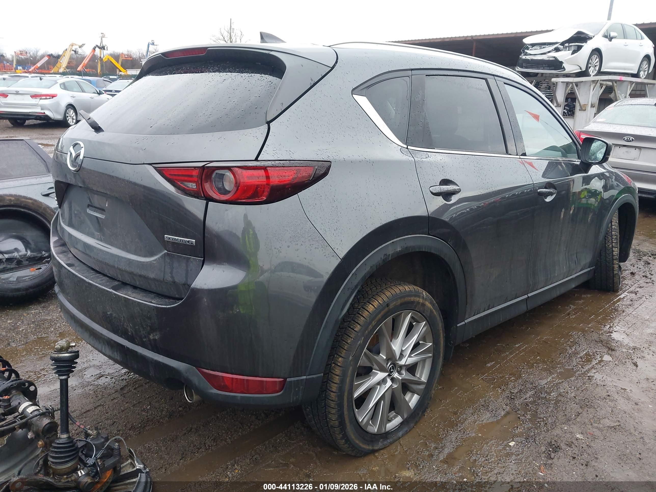 MAZDA CX-5 image 4