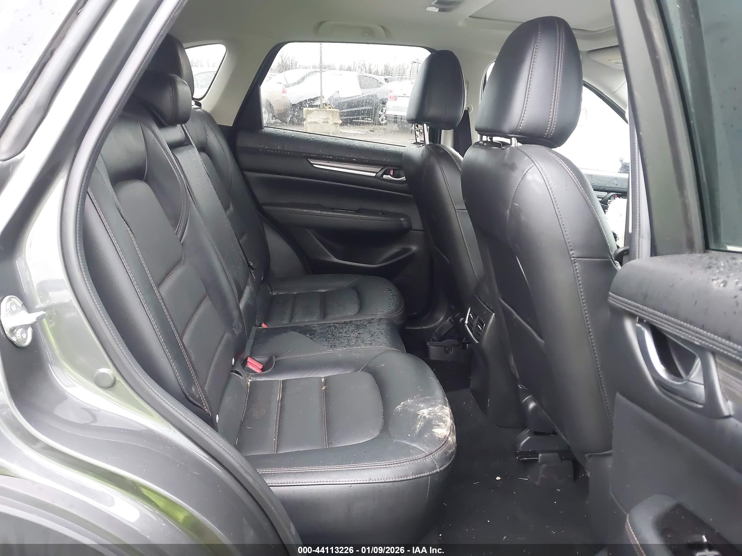 MAZDA CX-5 image 8