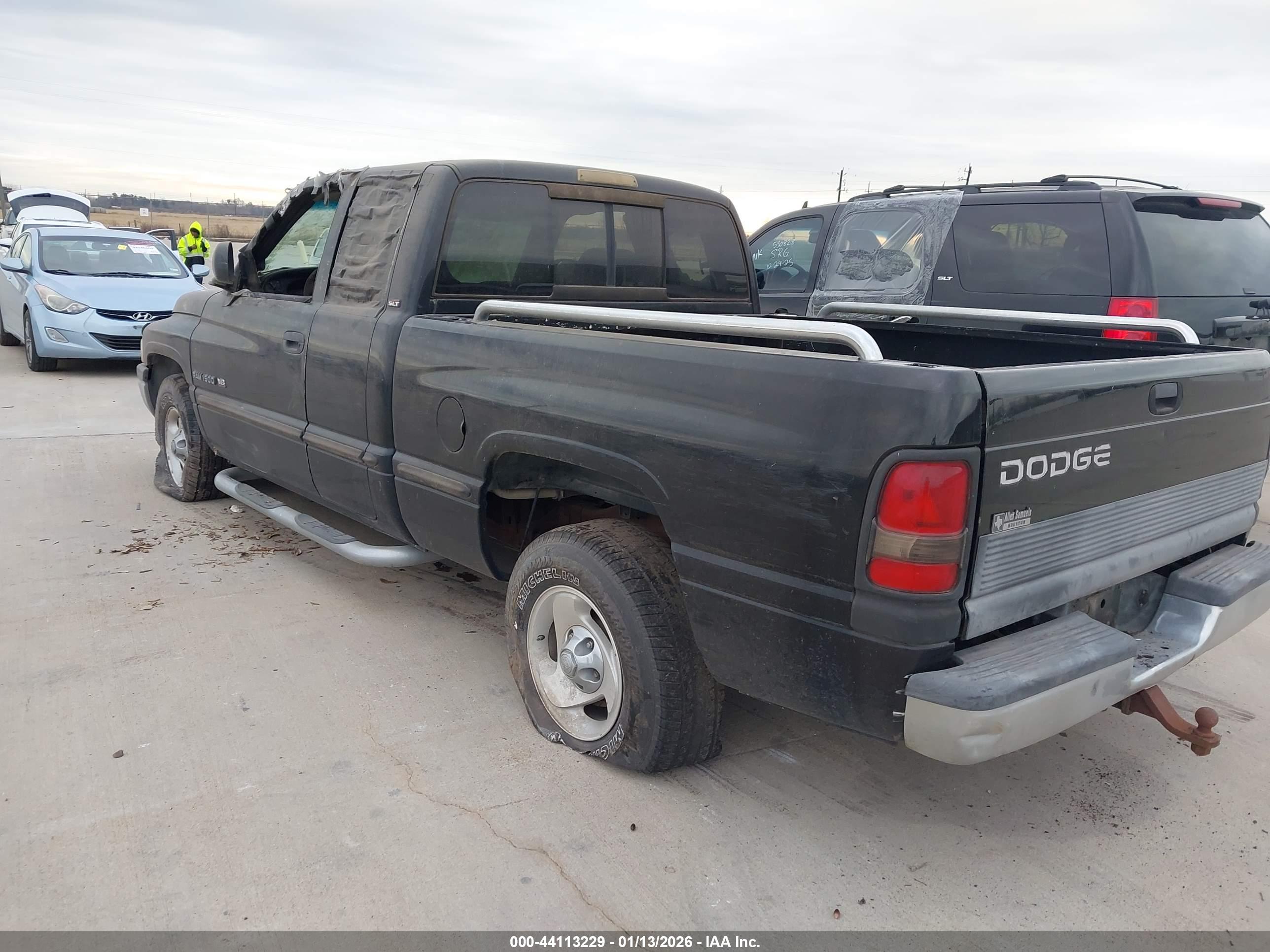 DODGE RAM image 3