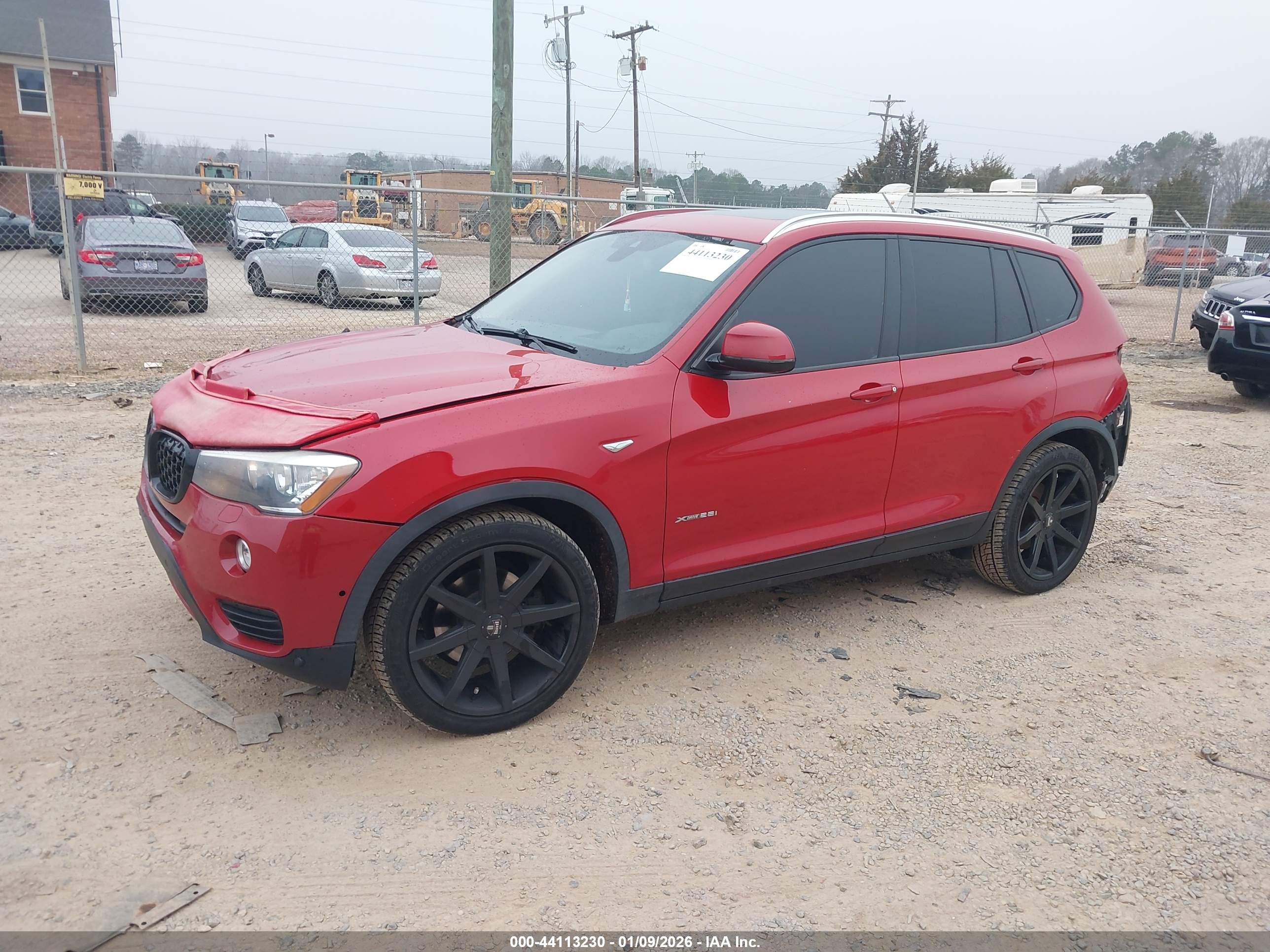 BMW X3 image 2