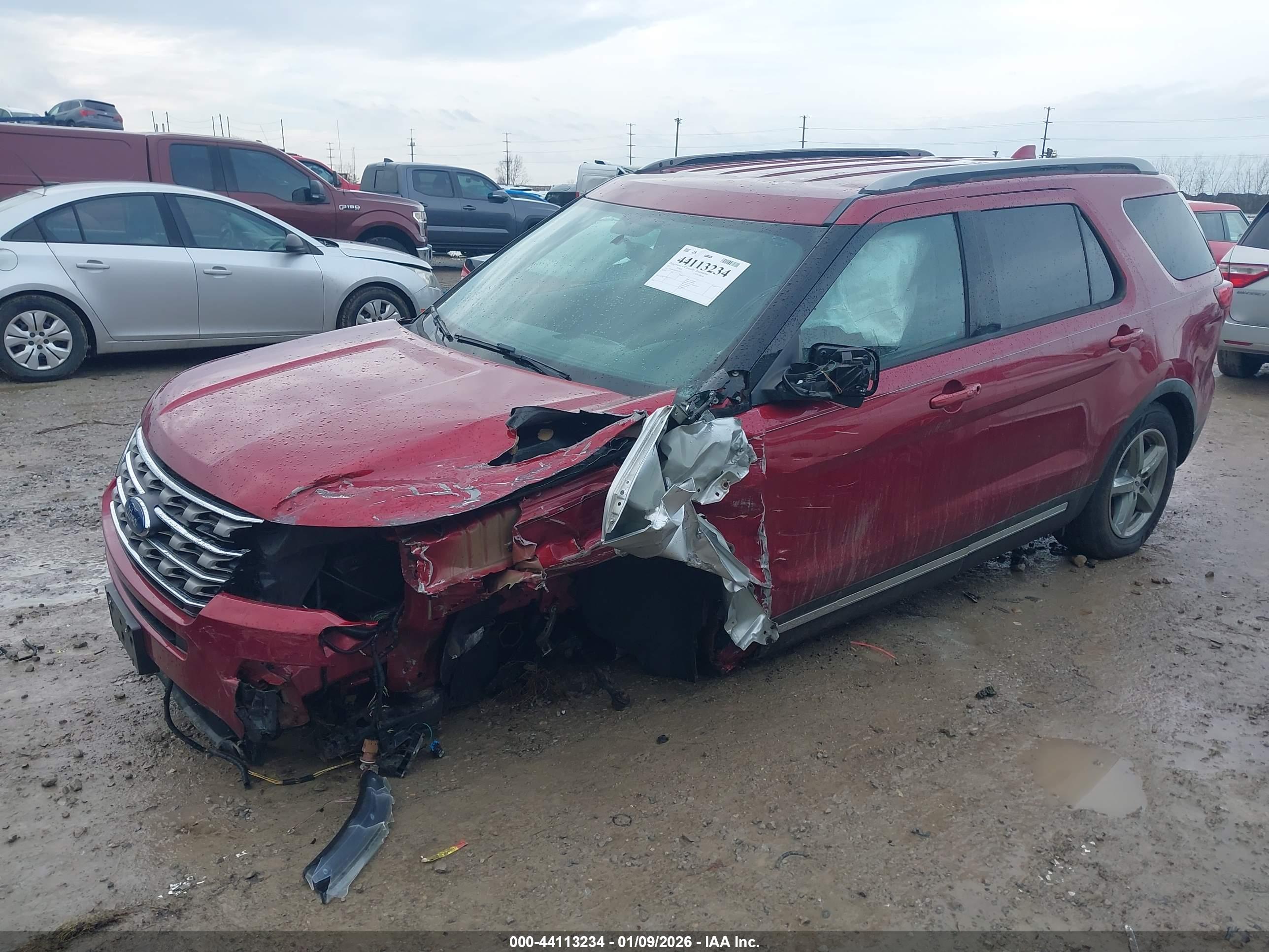 FORD EXPLORER image 2