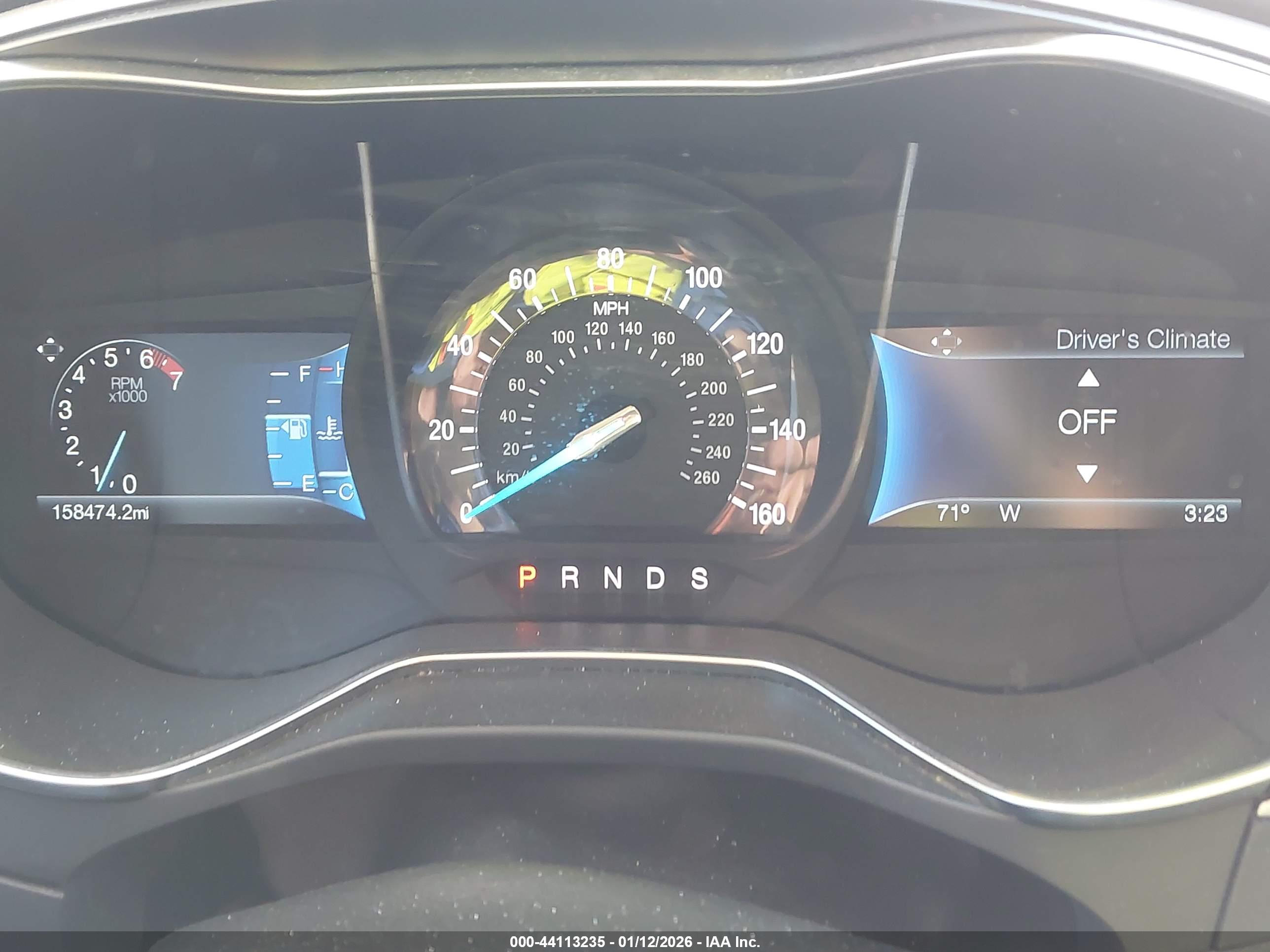 FORD FUSION image 7
