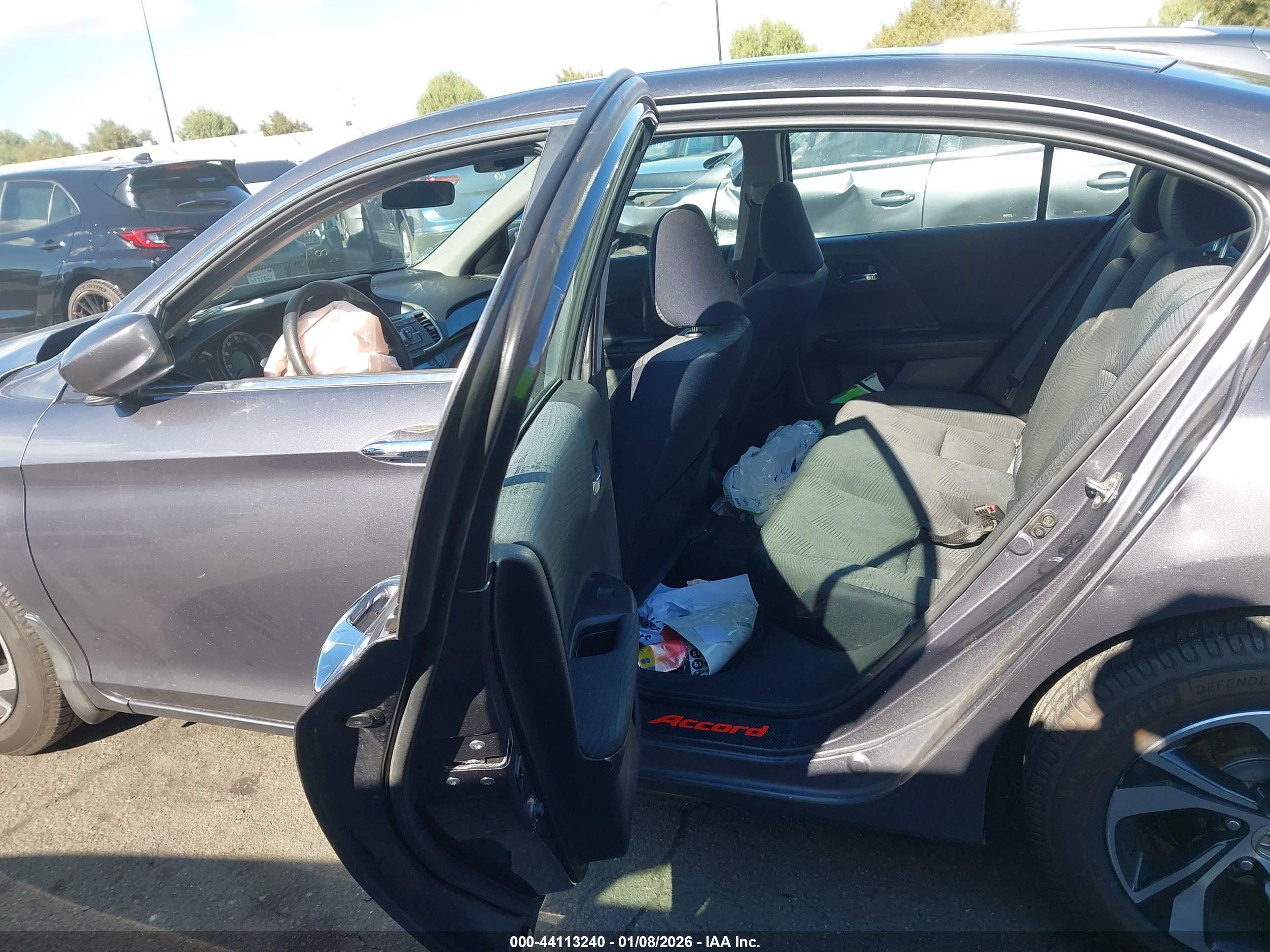 HONDA ACCORD image 8