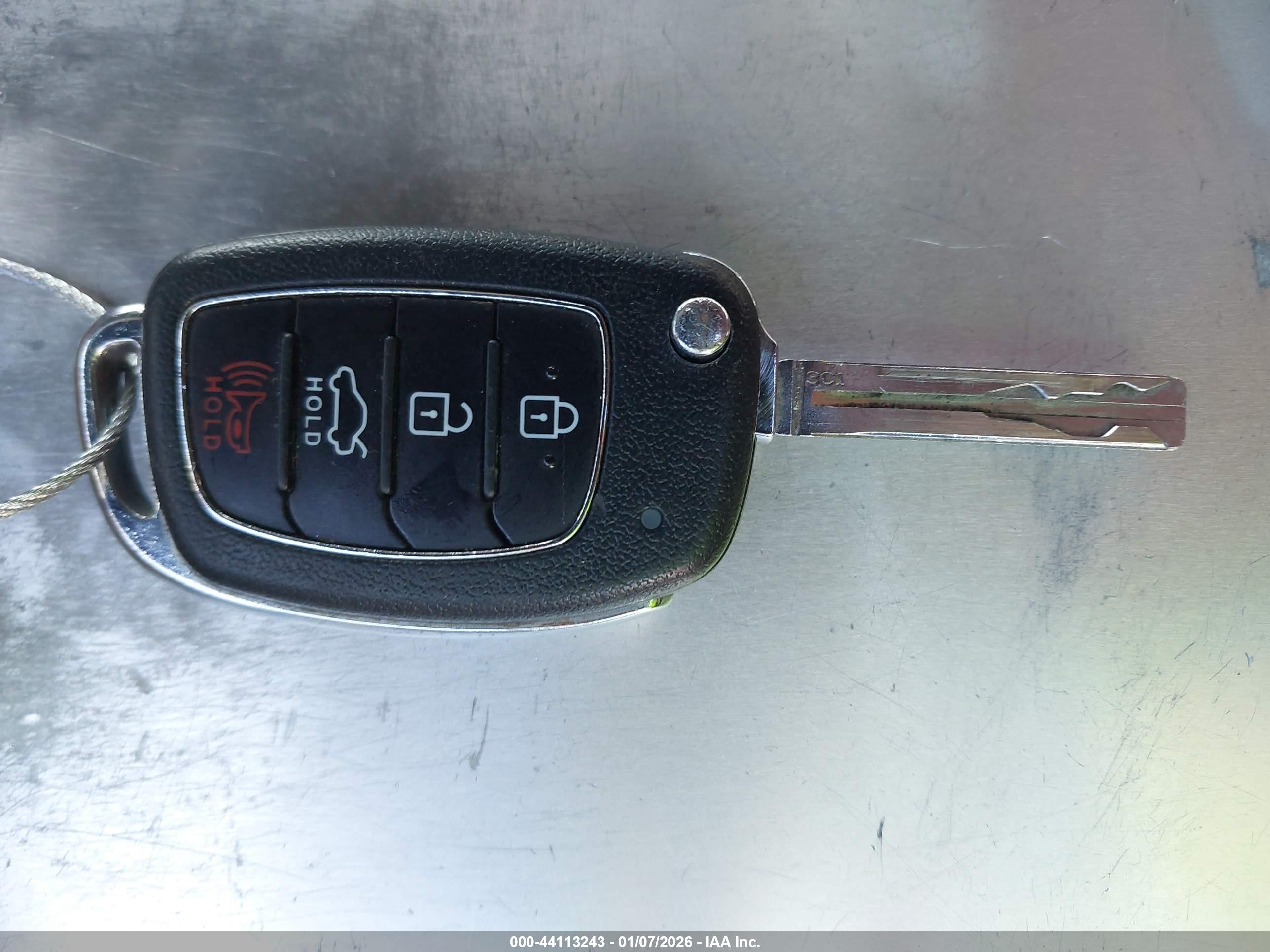 HYUNDAI SONATA image 11
