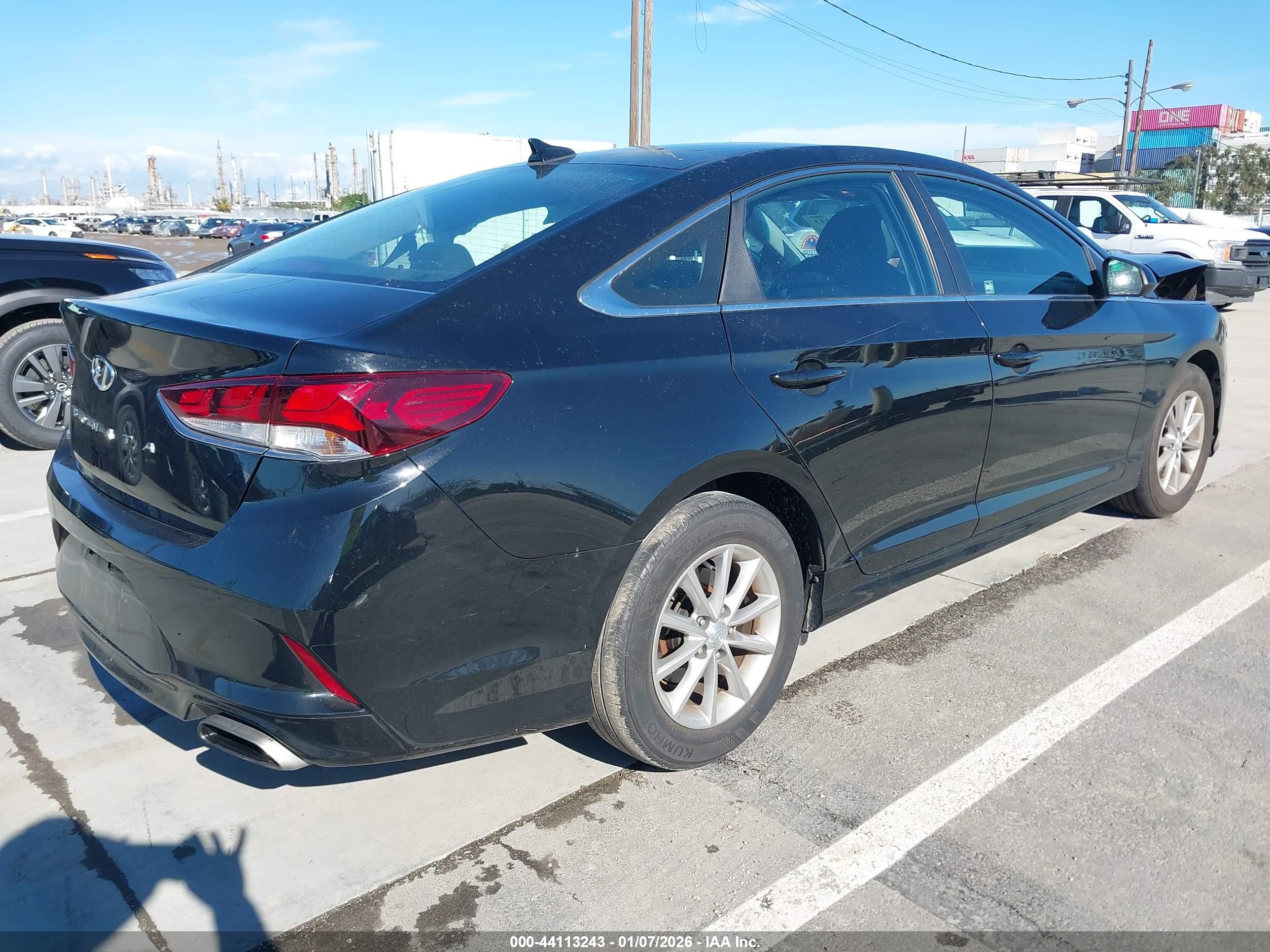 HYUNDAI SONATA image 4