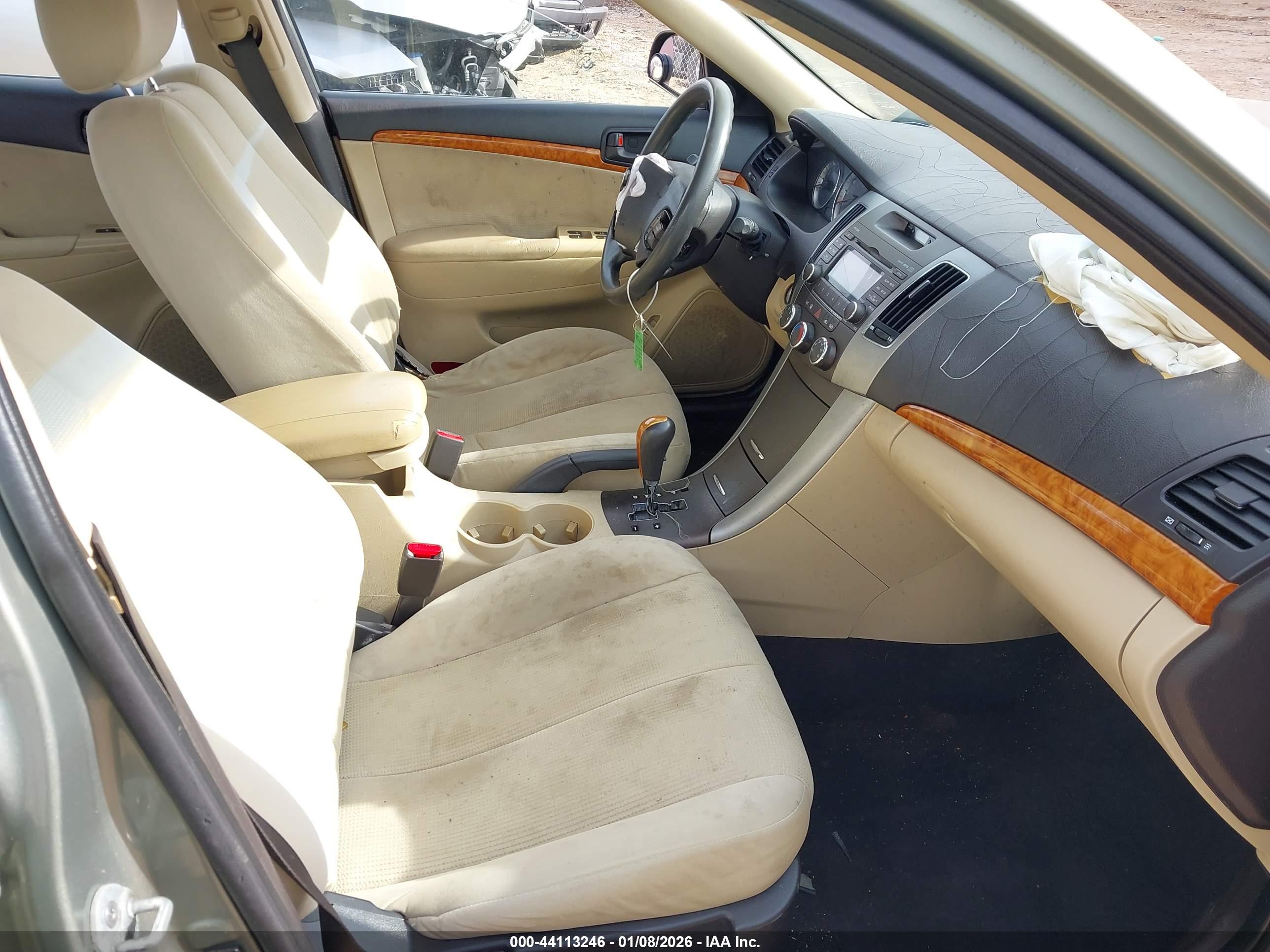 HYUNDAI SONATA image 5