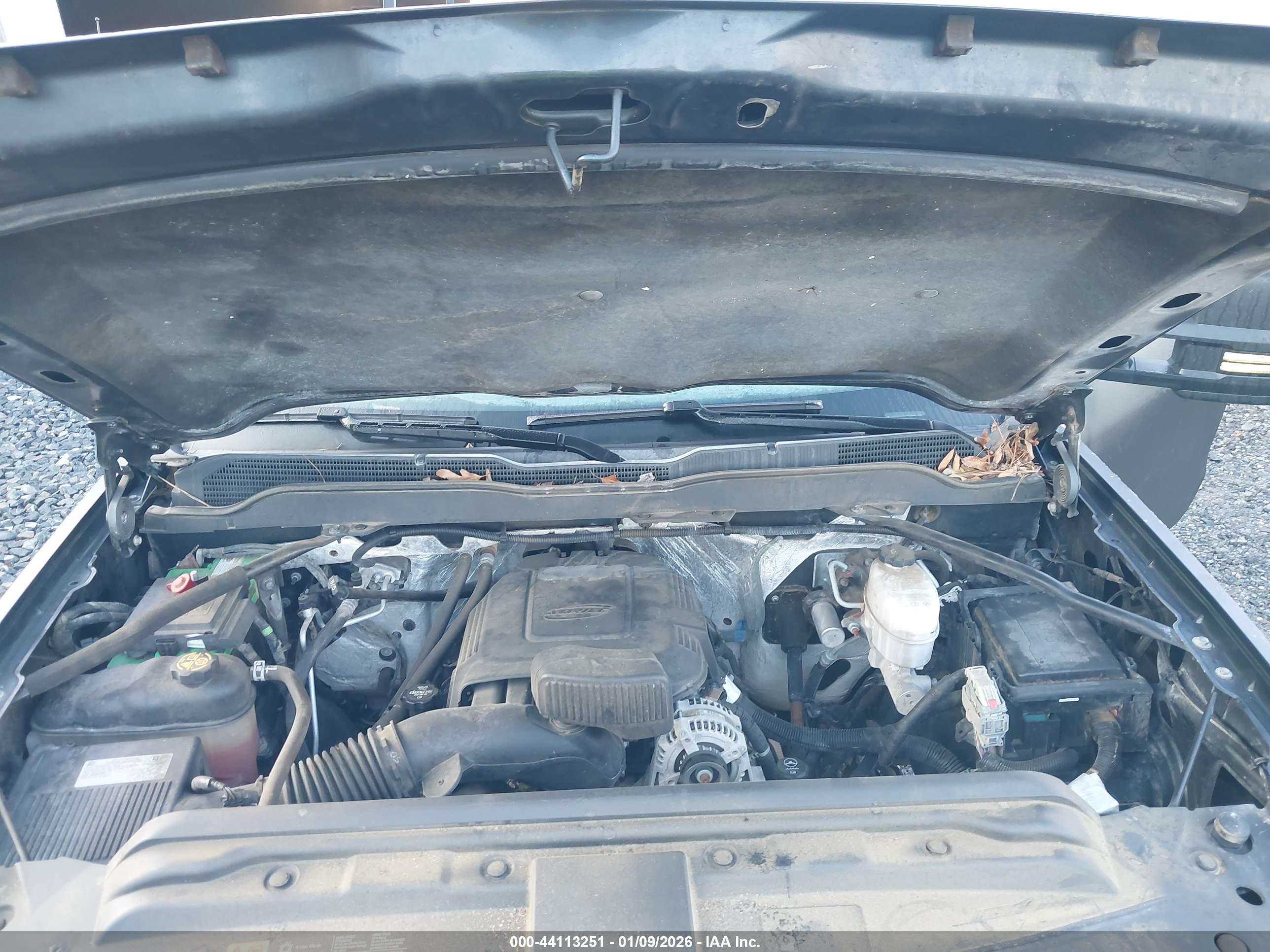 CHEVROLET SILVERADO image 10