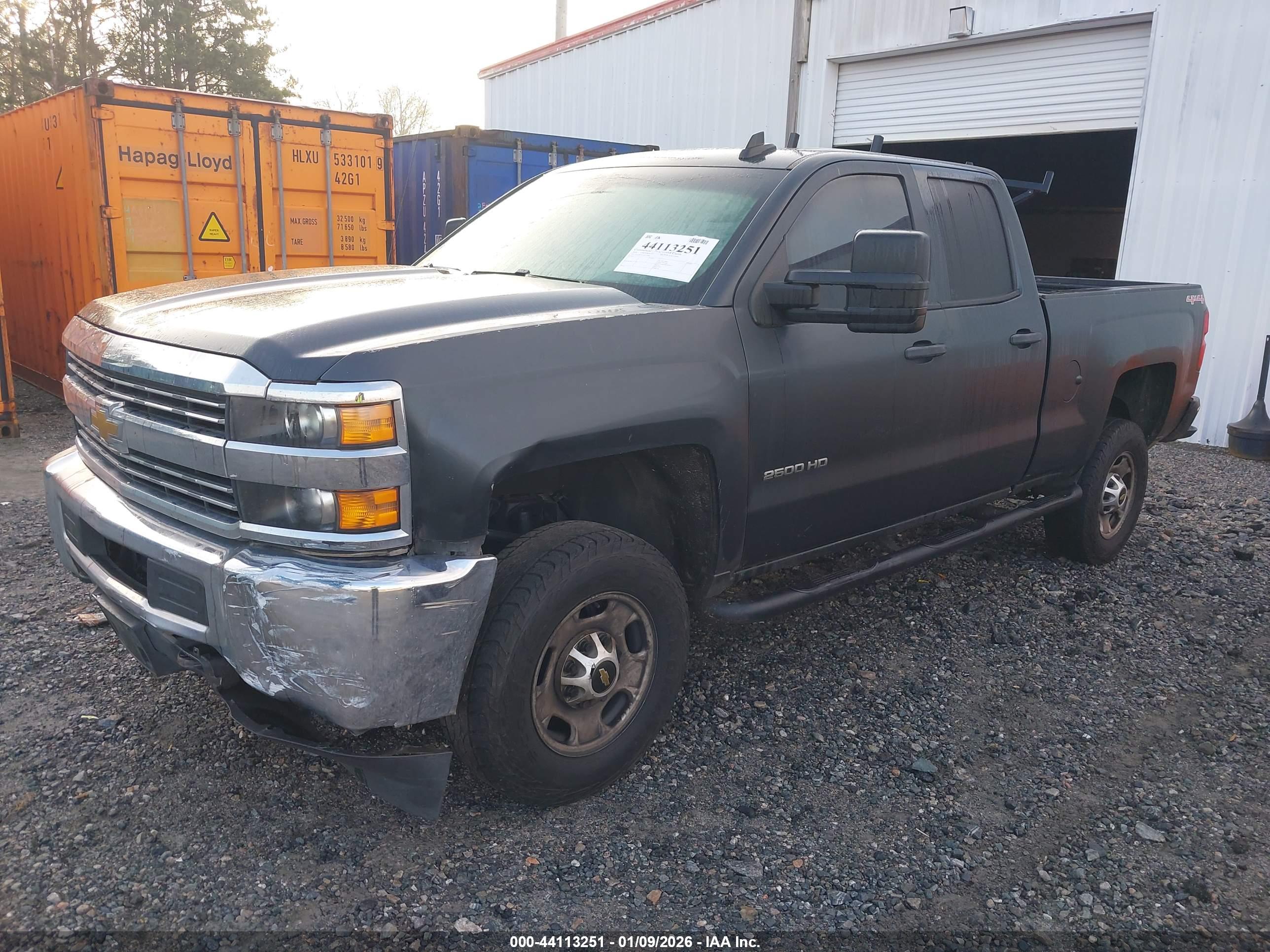 CHEVROLET SILVERADO image 2