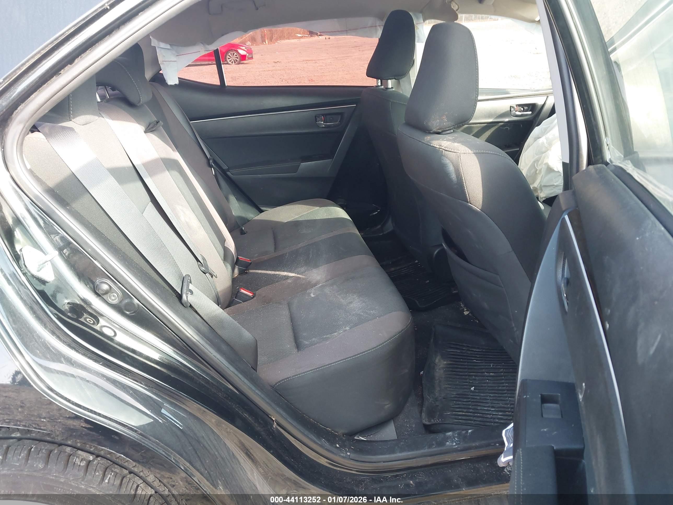 TOYOTA COROLLA image 8