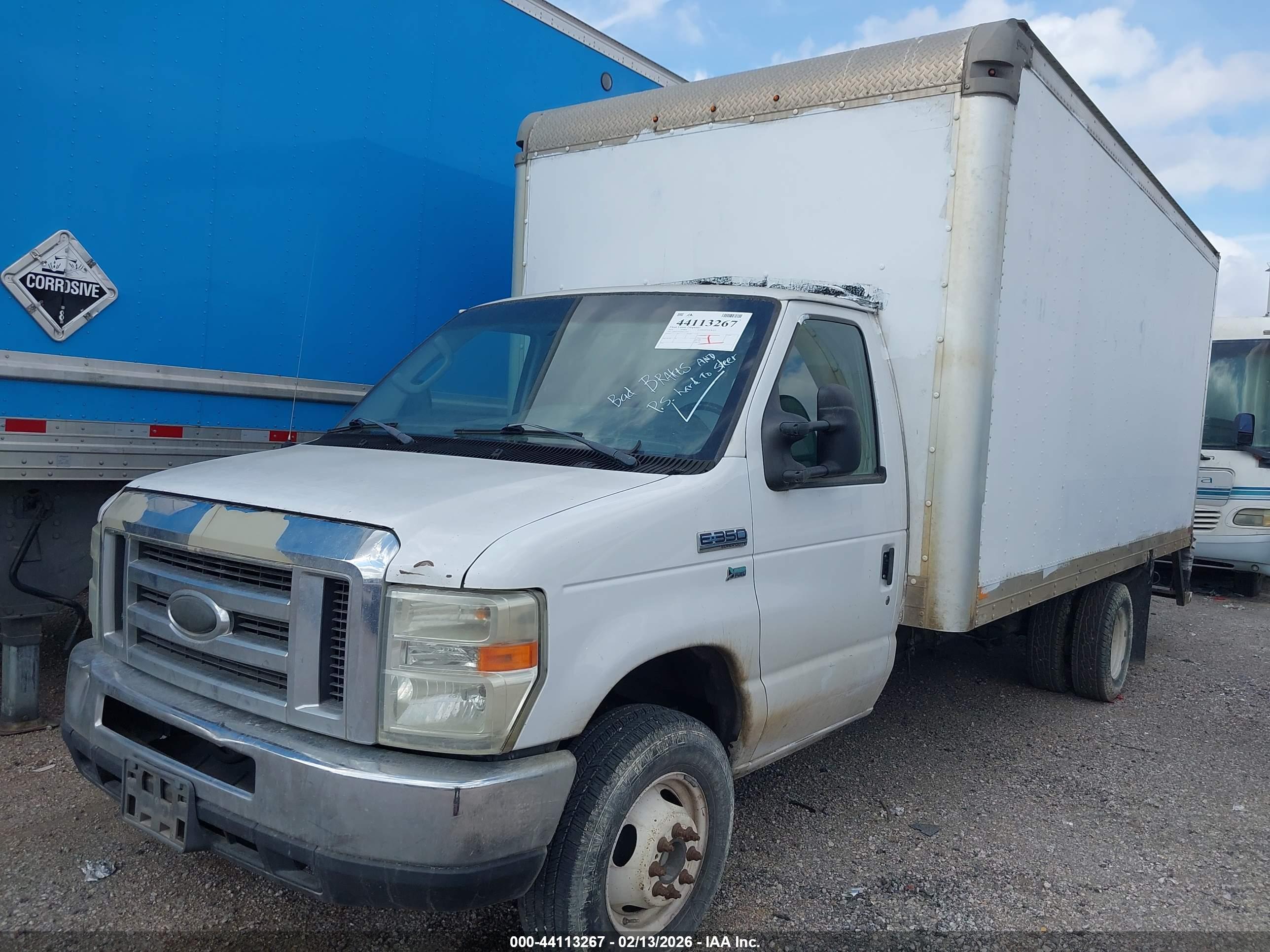 FORD E-350 image 2
