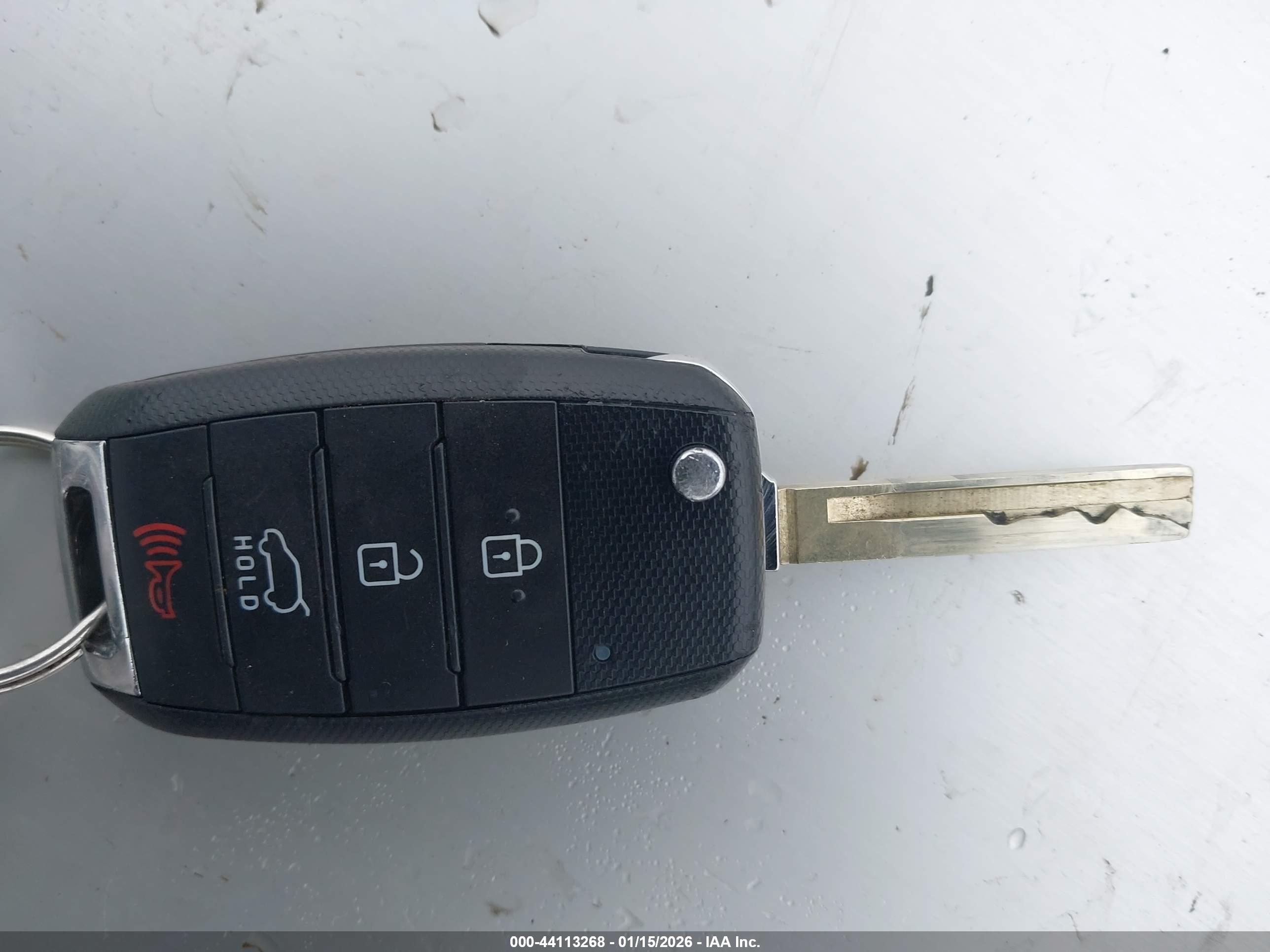 KIA SORENTO image 11