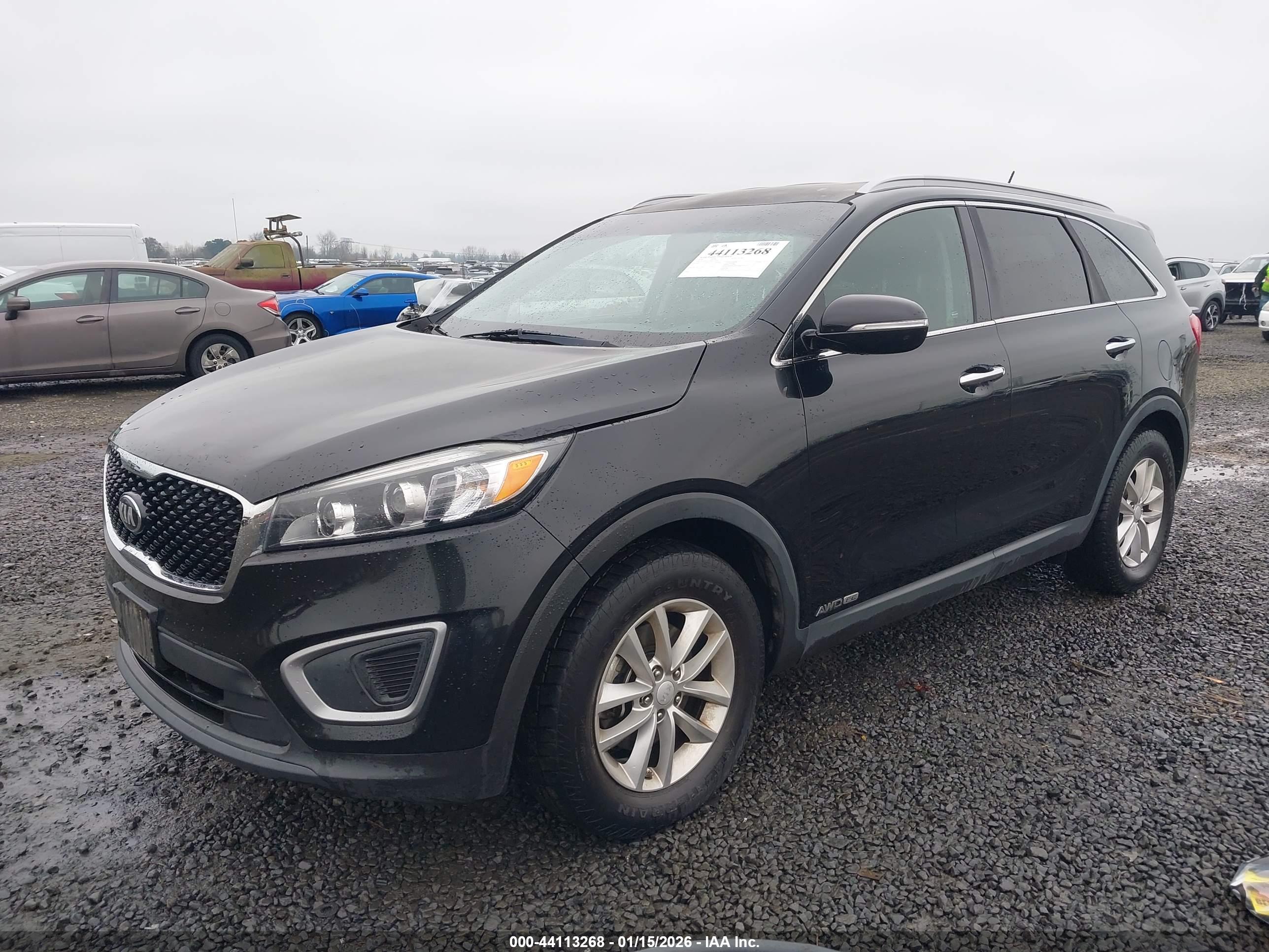 KIA SORENTO image 2