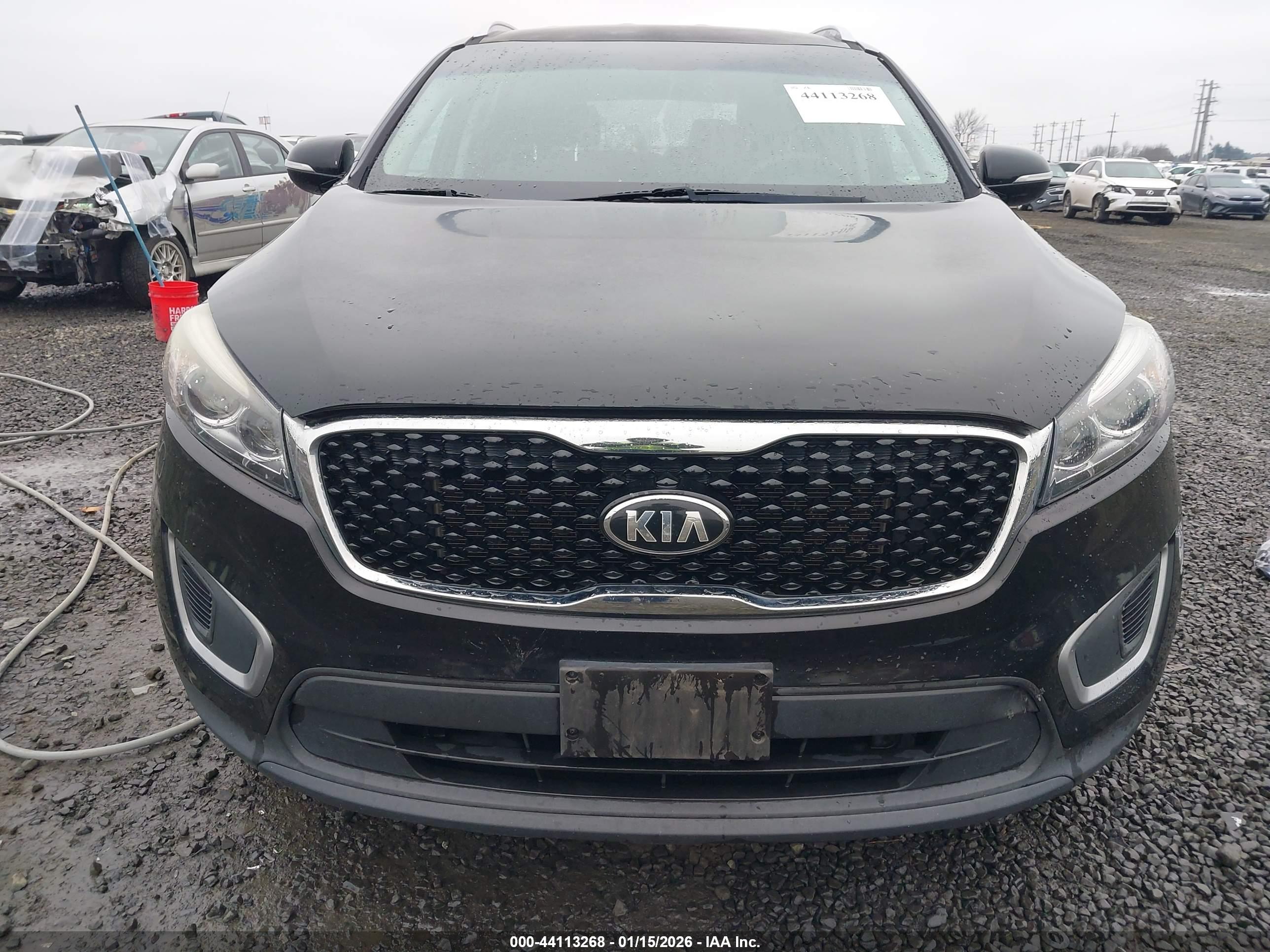 KIA SORENTO image 6
