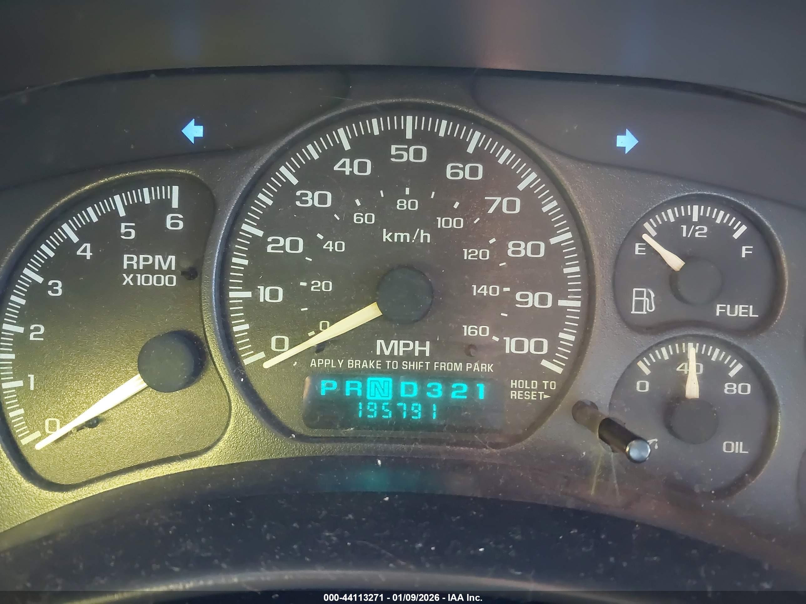 CHEVROLET SILVERADO image 7