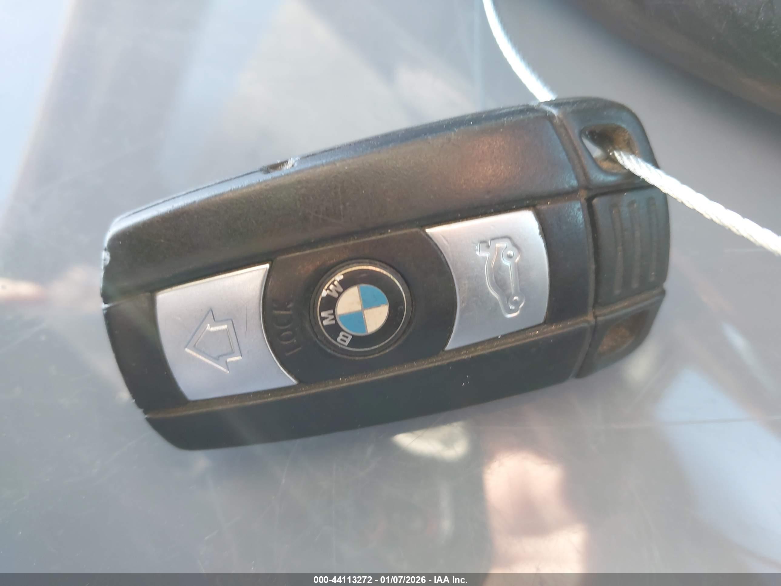 BMW 328I image 11