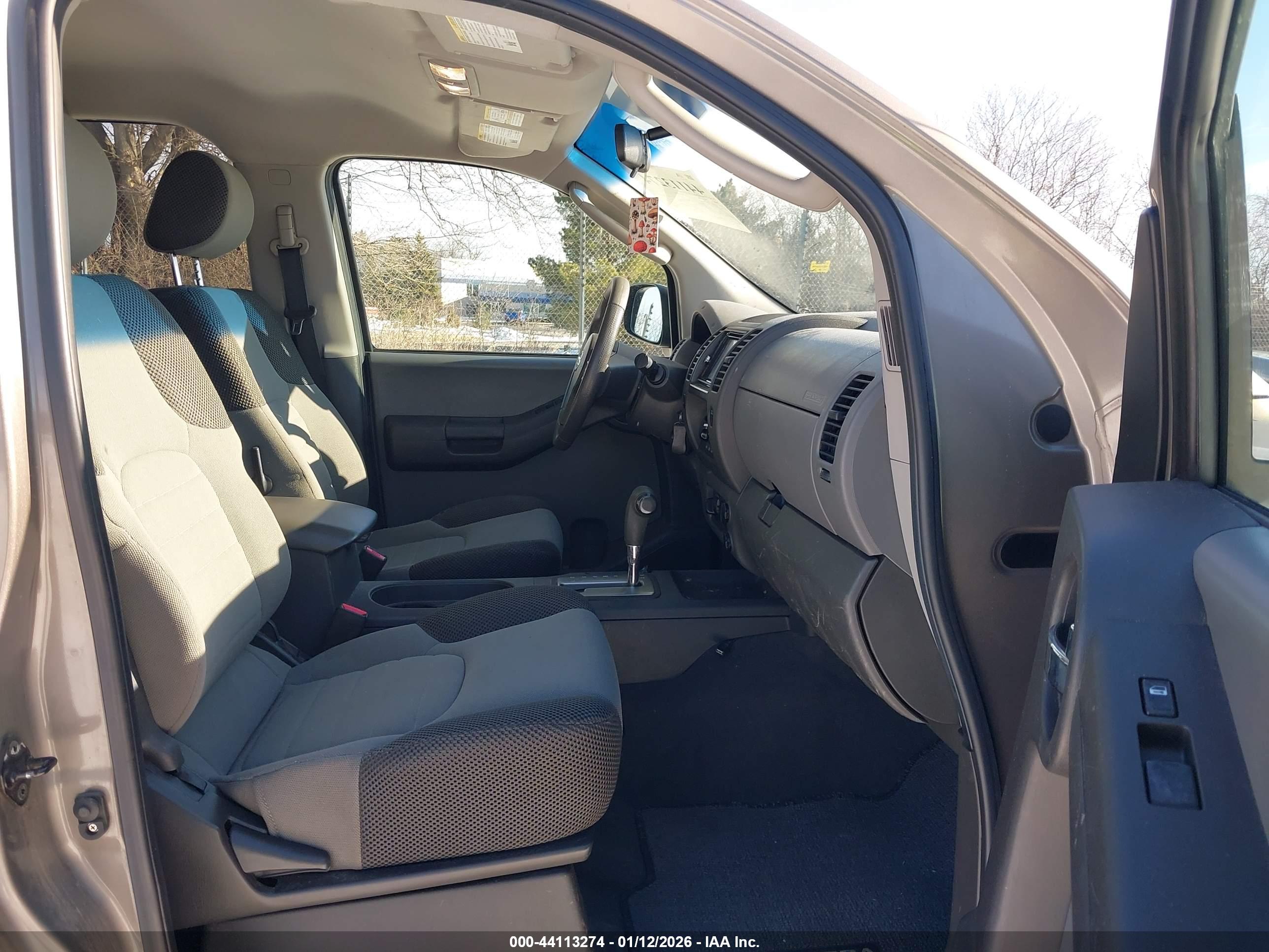 NISSAN XTERRA image 5