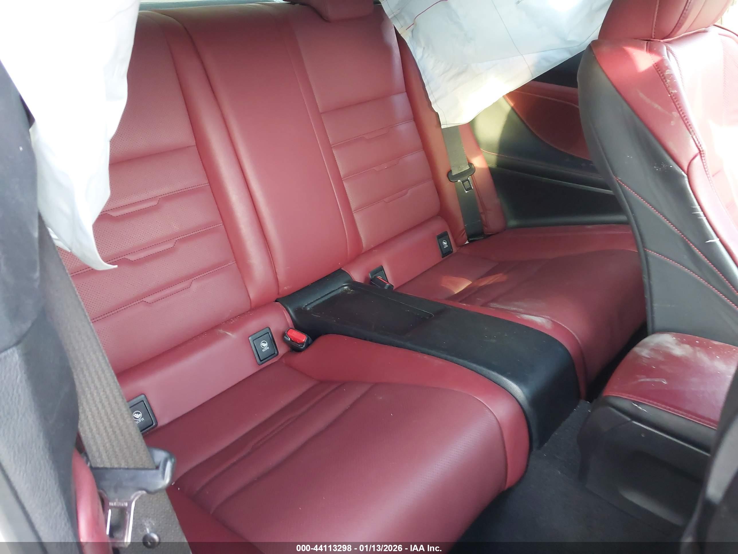 LEXUS RC image 8