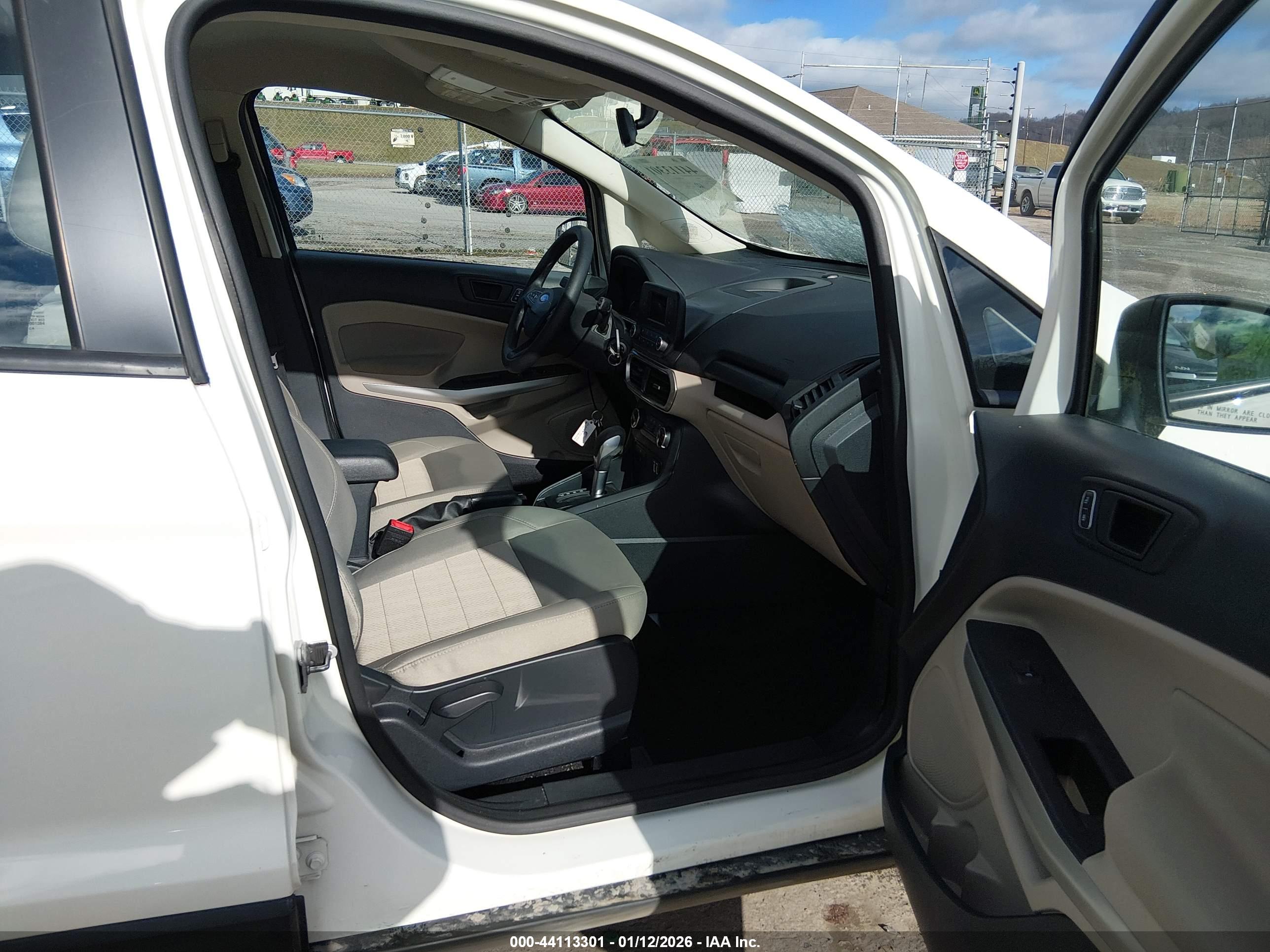 FORD ECOSPORT image 5