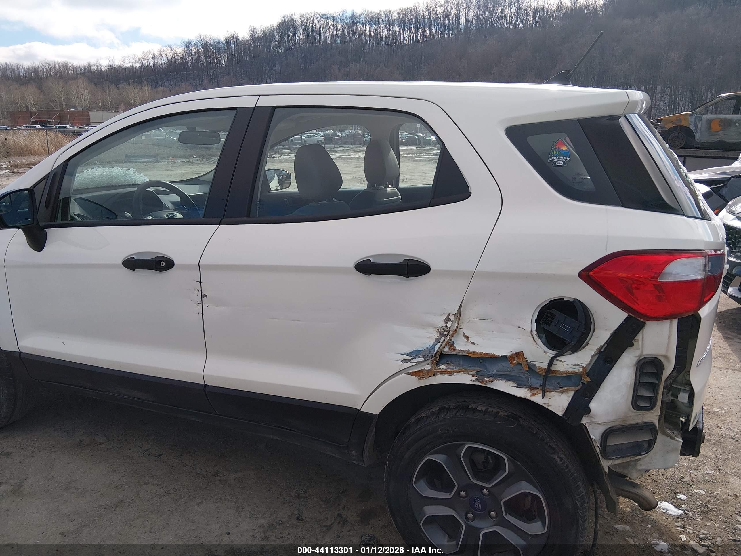FORD ECOSPORT image 6
